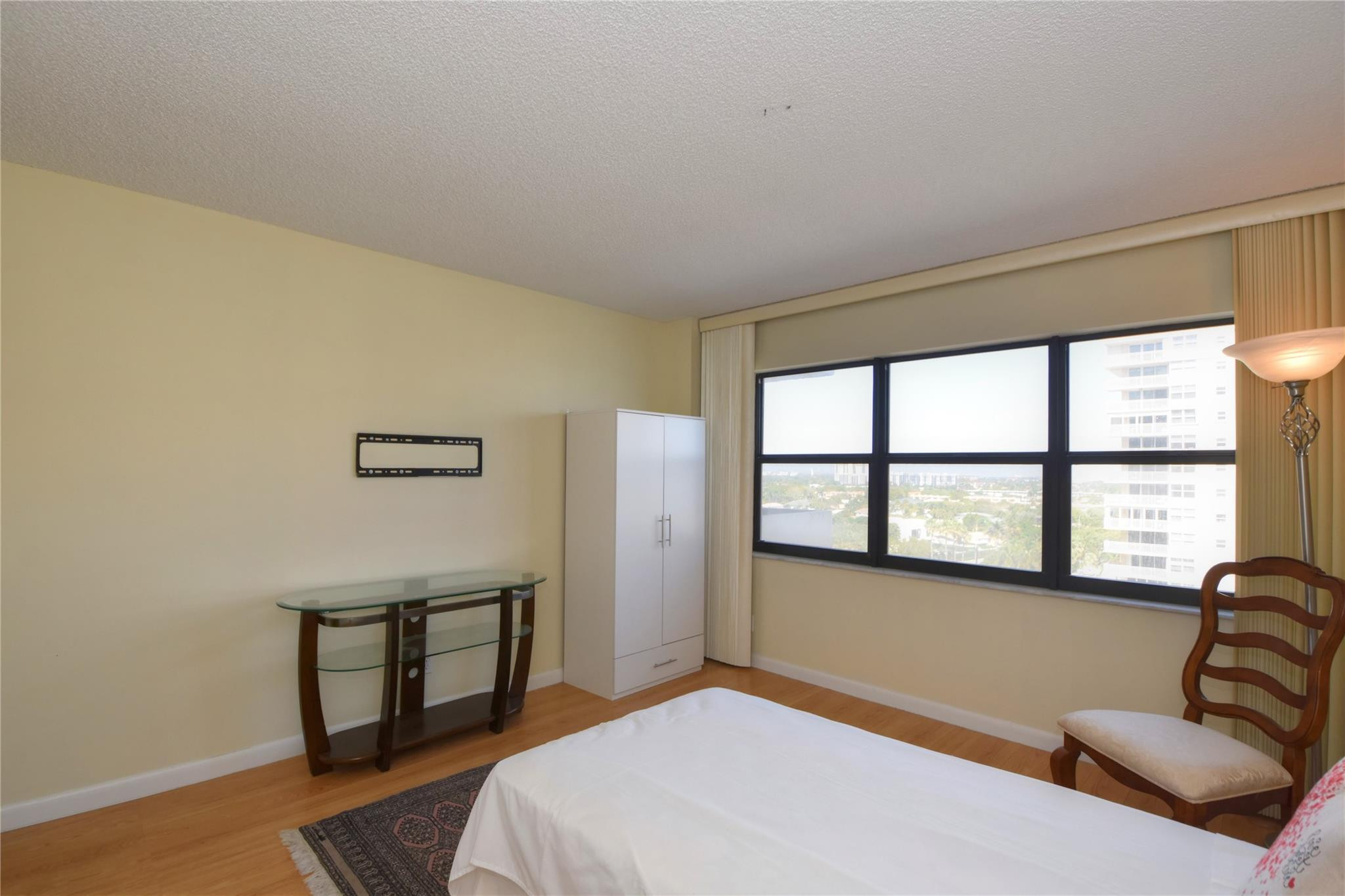 5100 N OCEAN #1004, Lauderdale By The Sea FL 33308