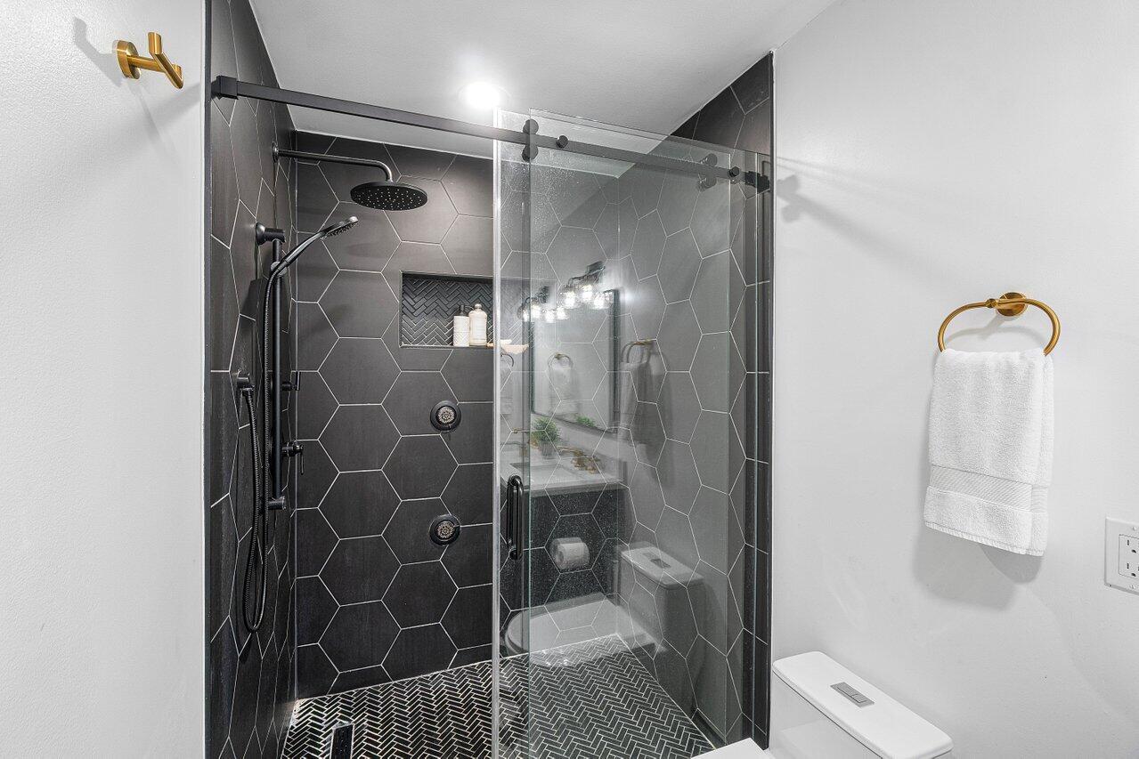 2706 Black Oak #2706, Boynton Beach FL 33436
