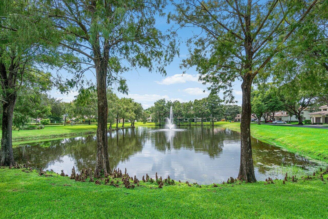 2706 Black Oak #2706, Boynton Beach FL 33436