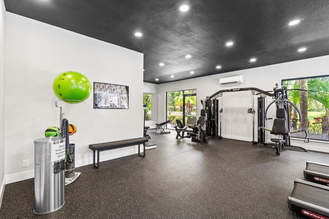 2706 Black Oak #2706, Boynton Beach FL 33436