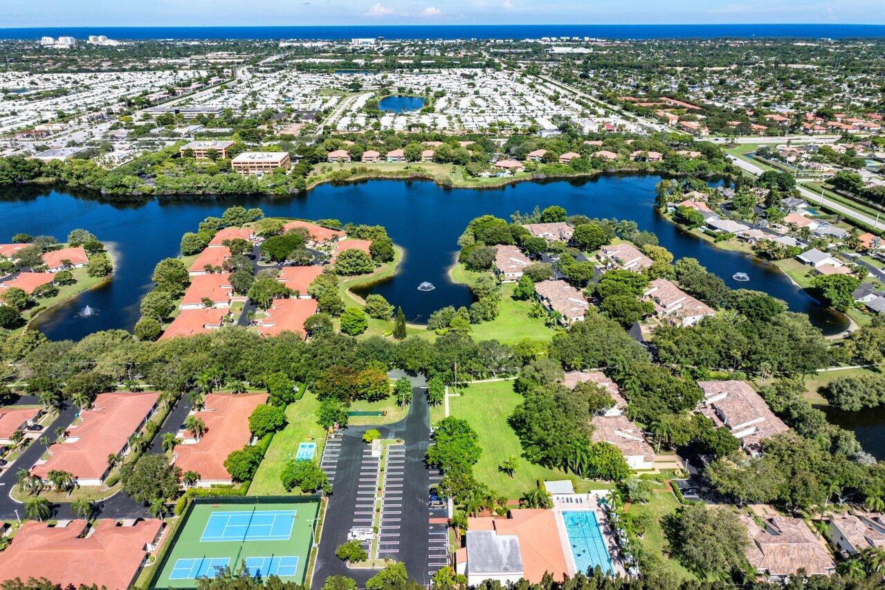 2706 Black Oak #2706, Boynton Beach FL 33436
