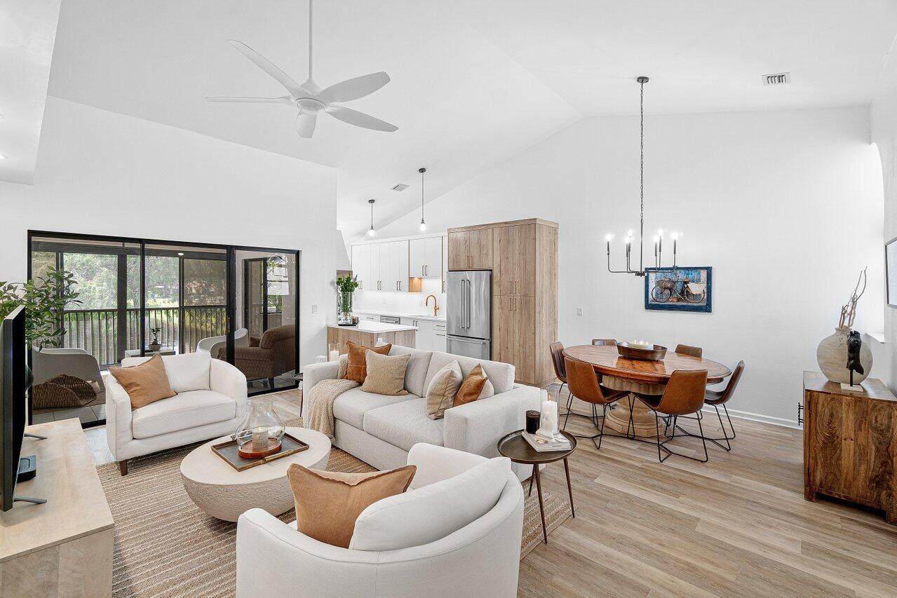 2706 Black Oak #2706, Boynton Beach FL 33436