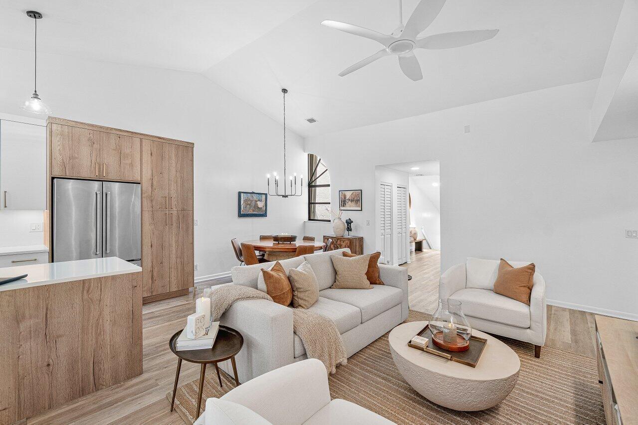 2706 Black Oak #2706, Boynton Beach FL 33436