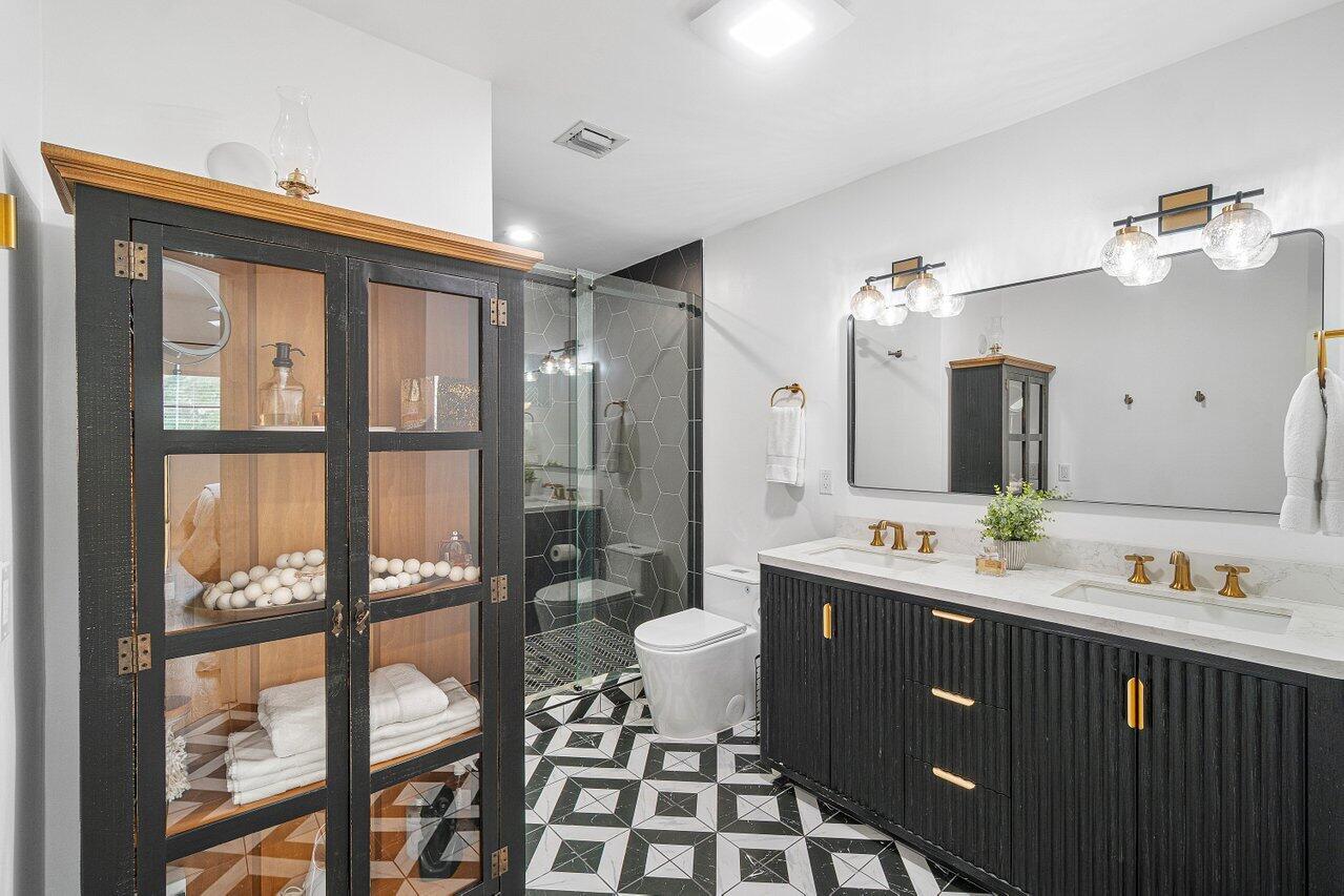 2706 Black Oak #2706, Boynton Beach FL 33436