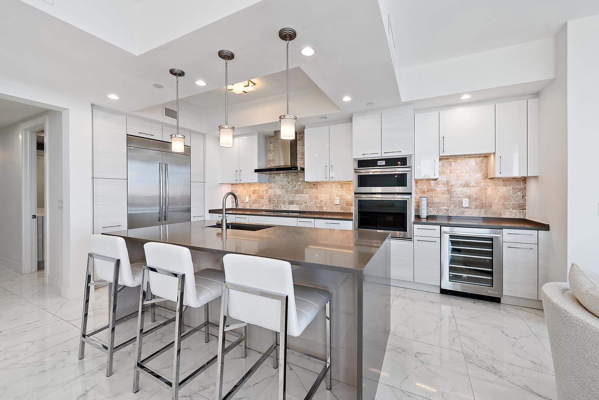 2 WATER CLUB #603, North Palm Beach FL 33408
