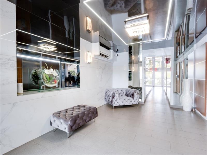 121 GOLDEN ISLES #806, Hallandale Beach FL 33009