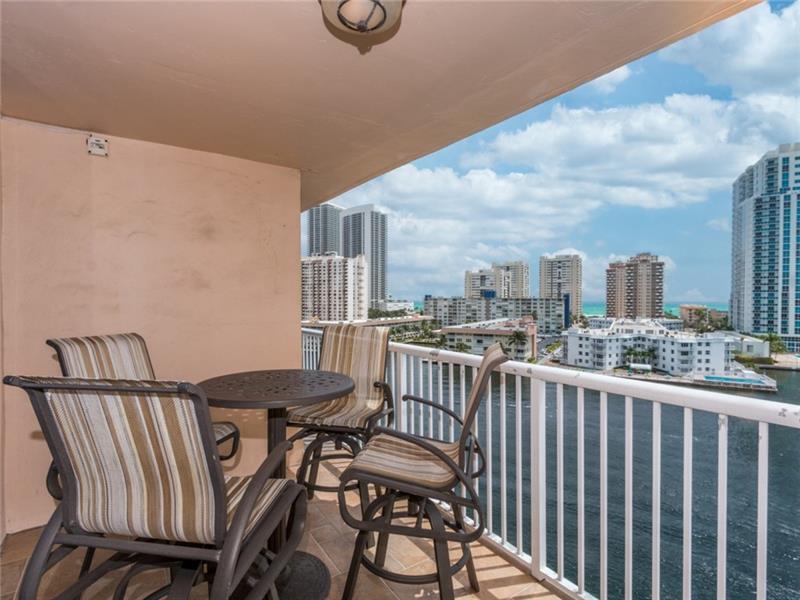 121 GOLDEN ISLES #806, Hallandale Beach FL 33009