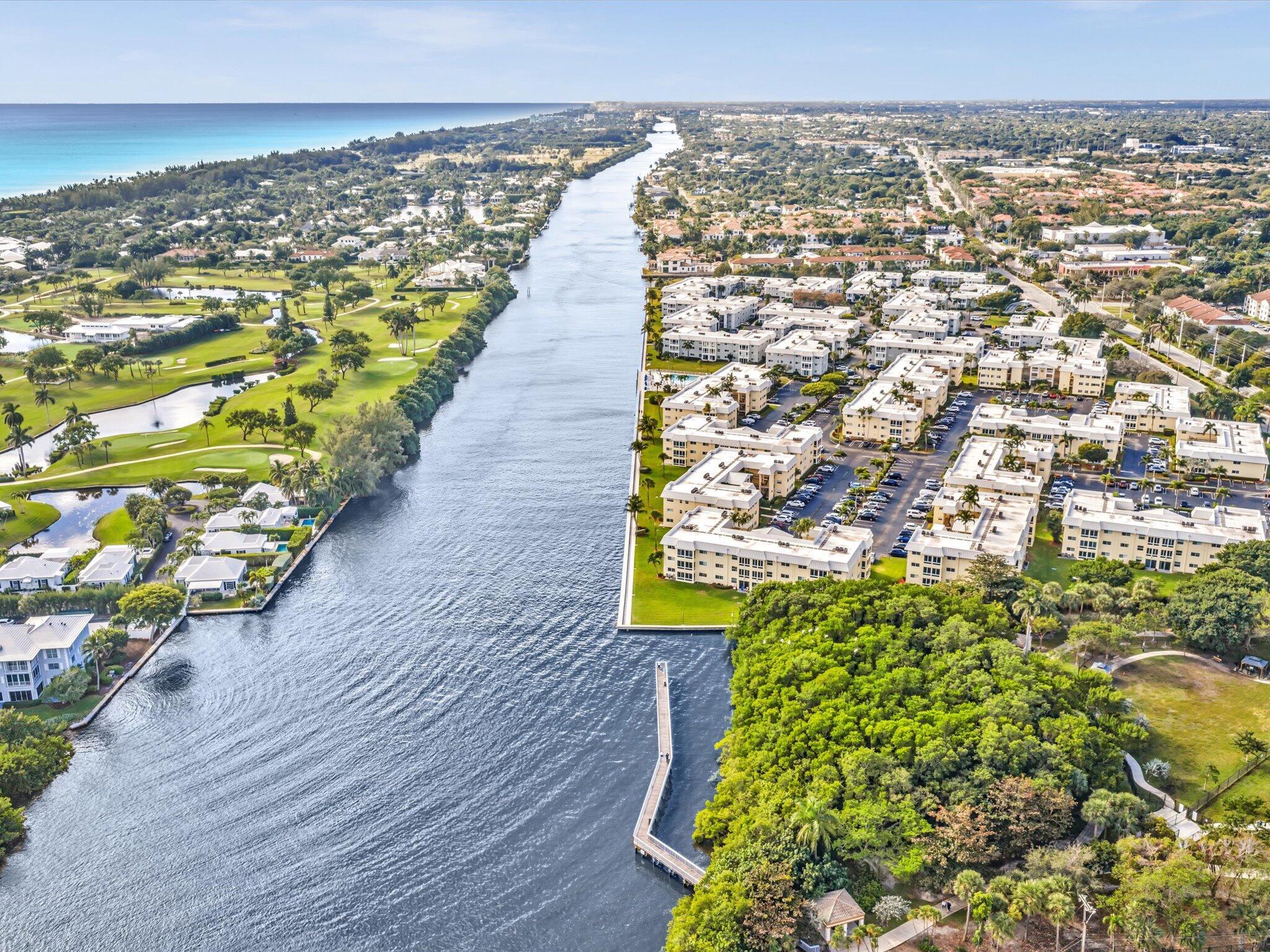 1 Colonial Club #204, Boynton Beach FL 33435