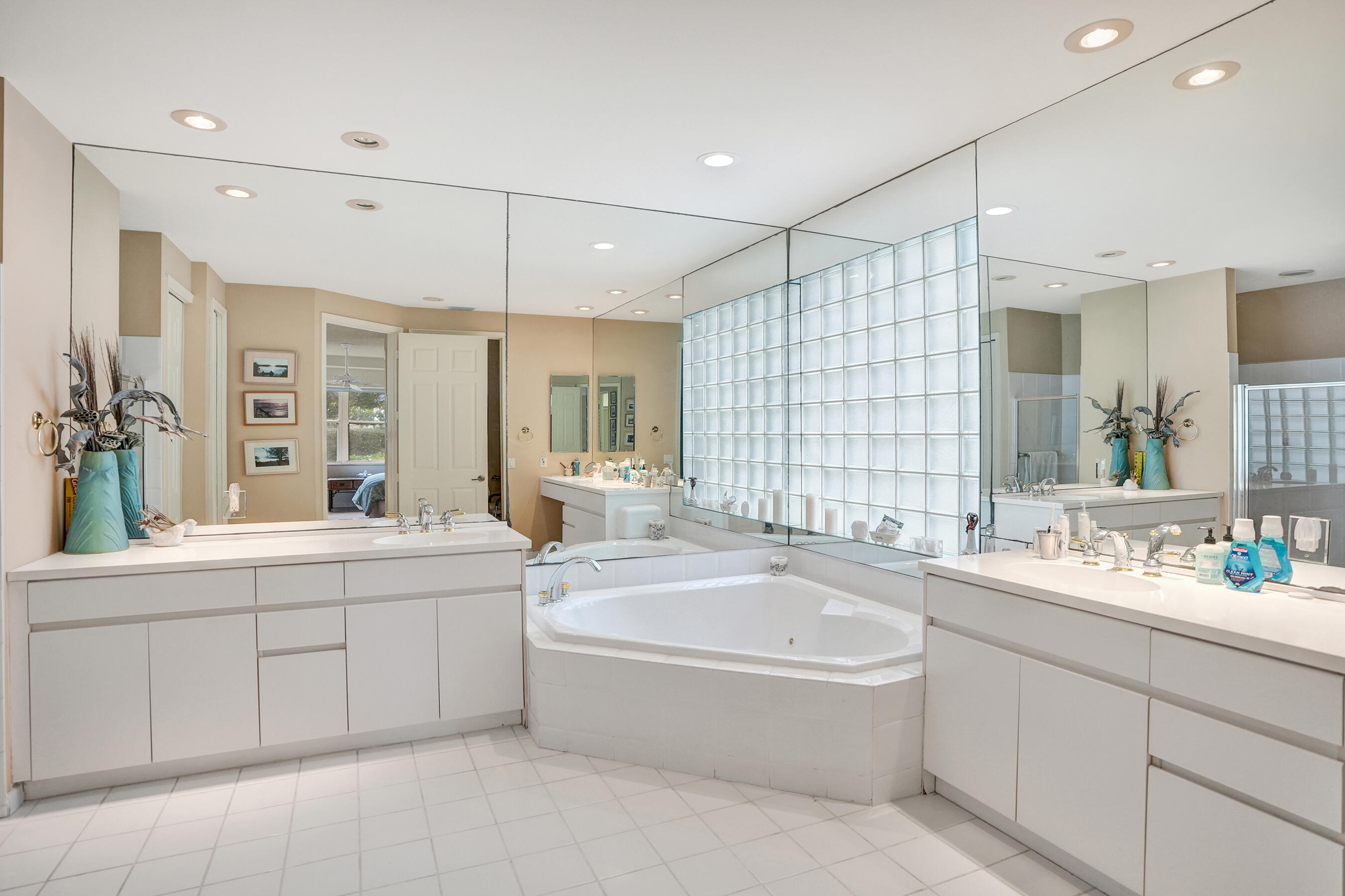 16106 Villa Vizcaya, Delray Beach FL 33446