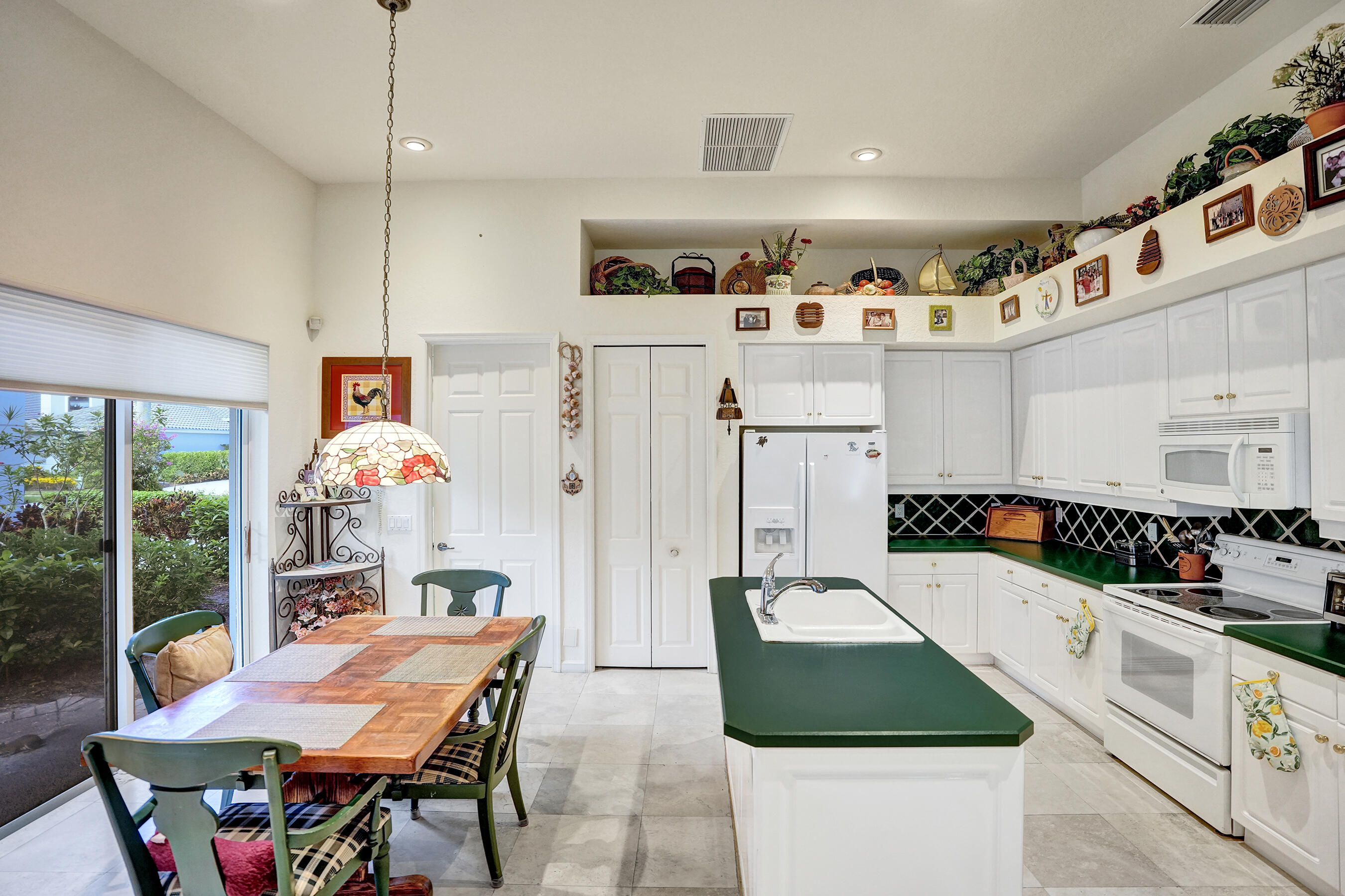 16106 Villa Vizcaya, Delray Beach FL 33446