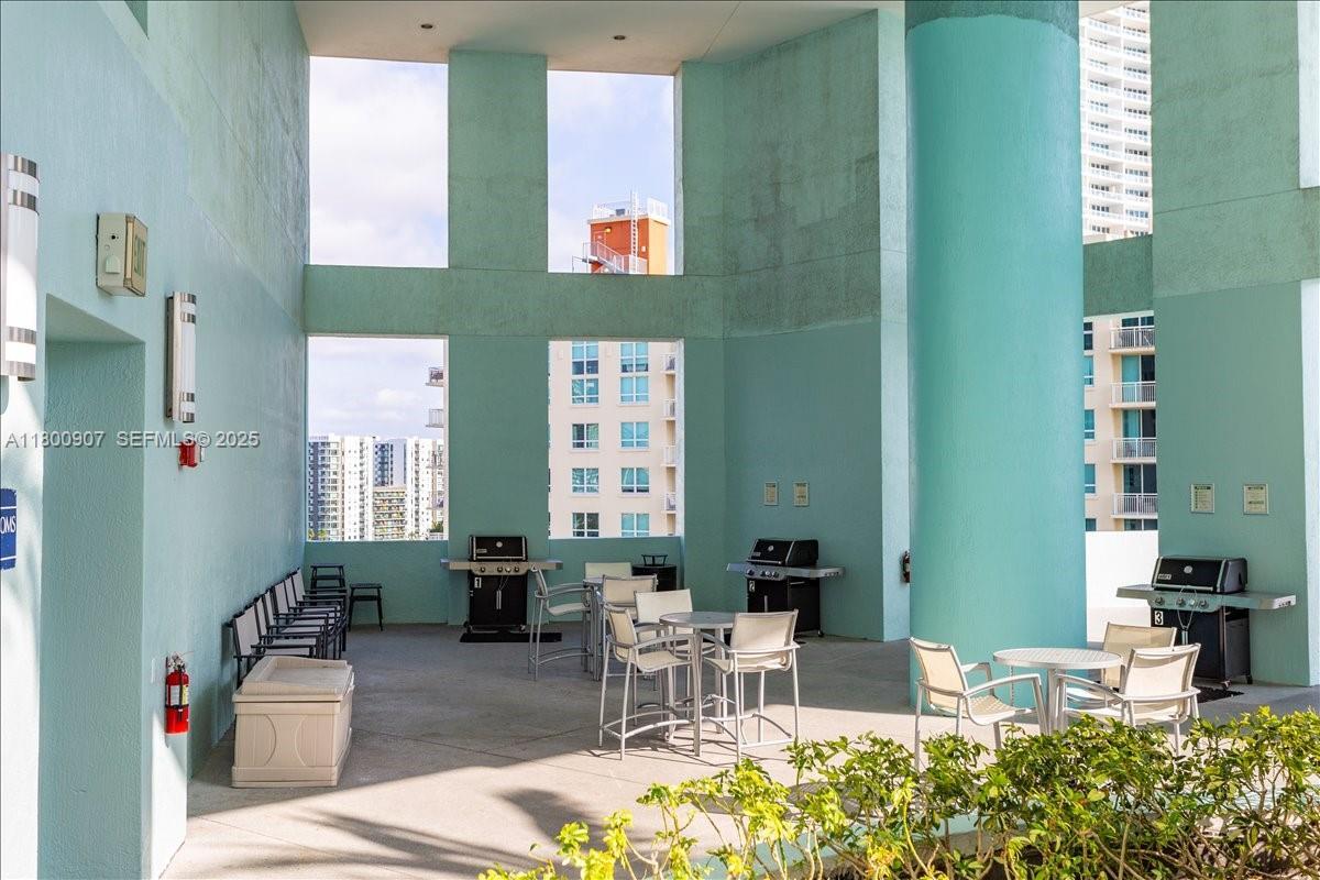 1900 N Bayshore #912, Miami FL 33132