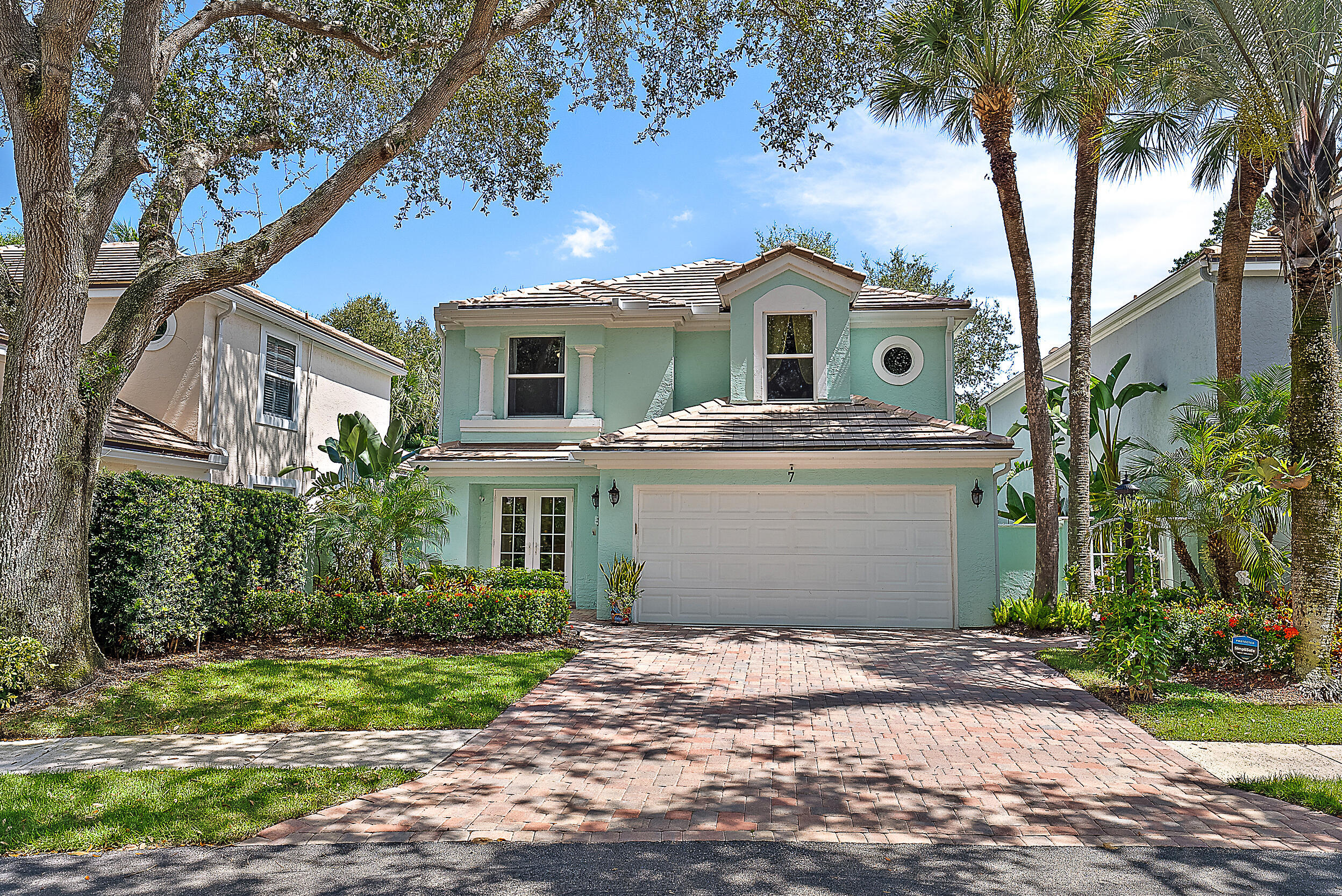 7 Grand Bay, Juno Beach FL 33408