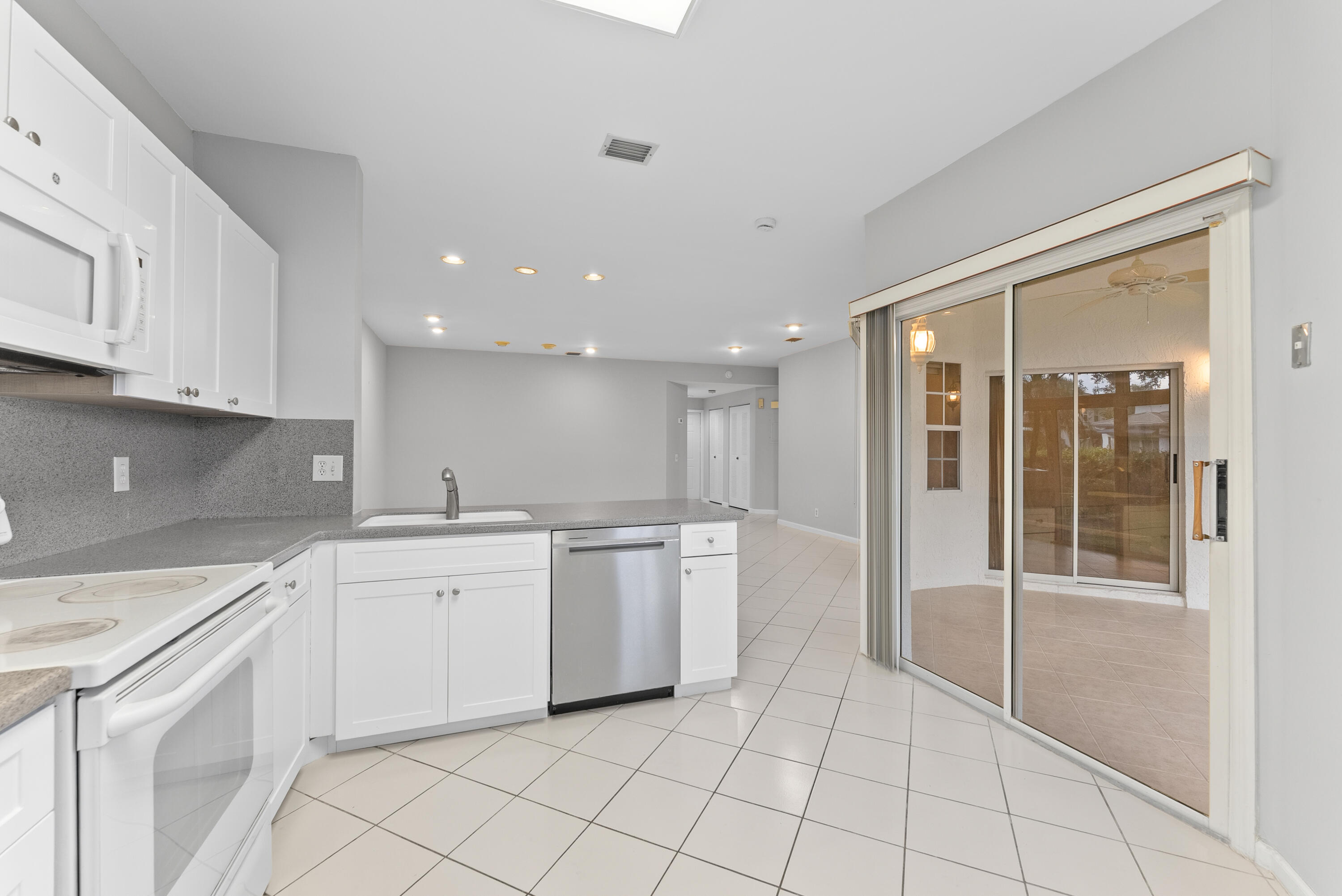 6705 Via Regina, Boca Raton FL 33433