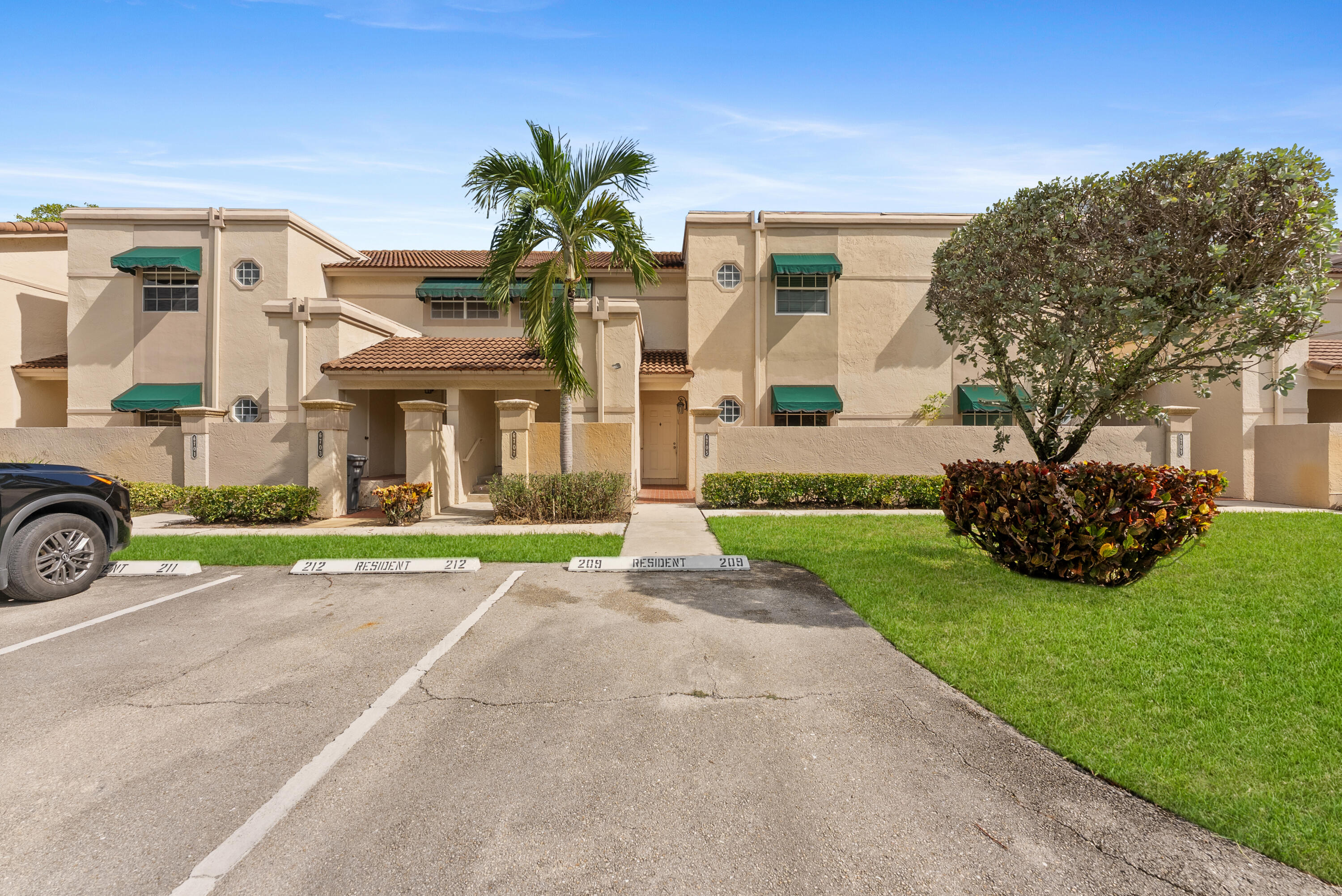 6705 Via Regina, Boca Raton FL 33433