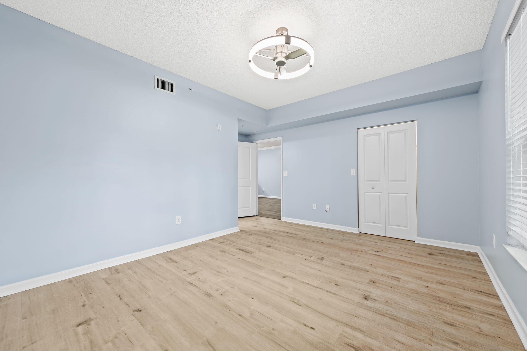 5900 W SAMPLE #102, Coral Springs FL 33067