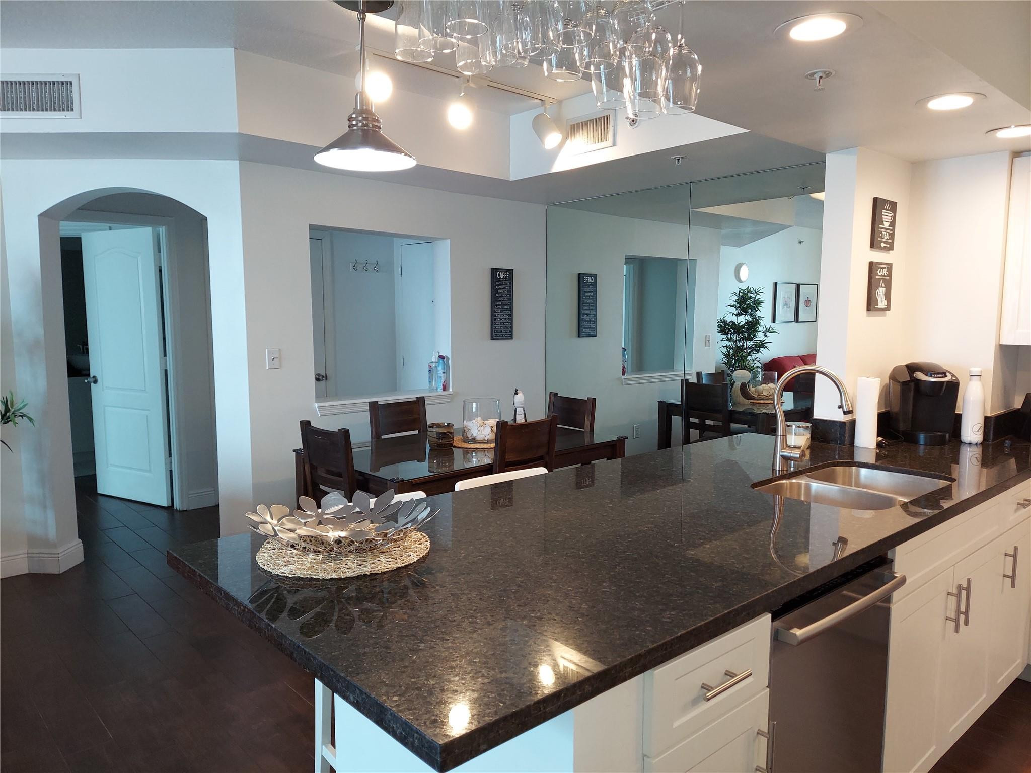 100 N FEDERAL #840, Fort Lauderdale FL 33301