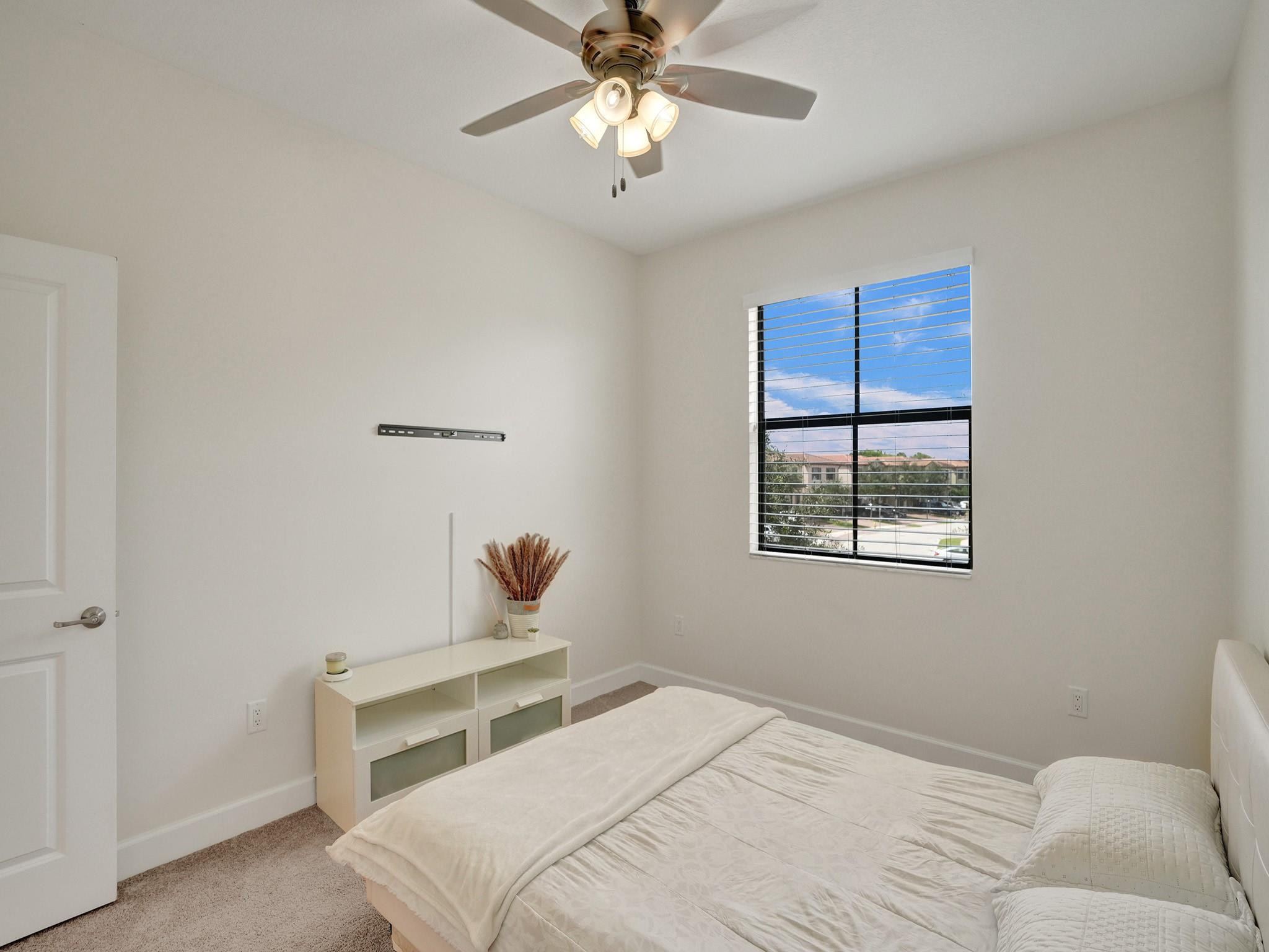 5804 NW 46th, Tamarac FL 33319