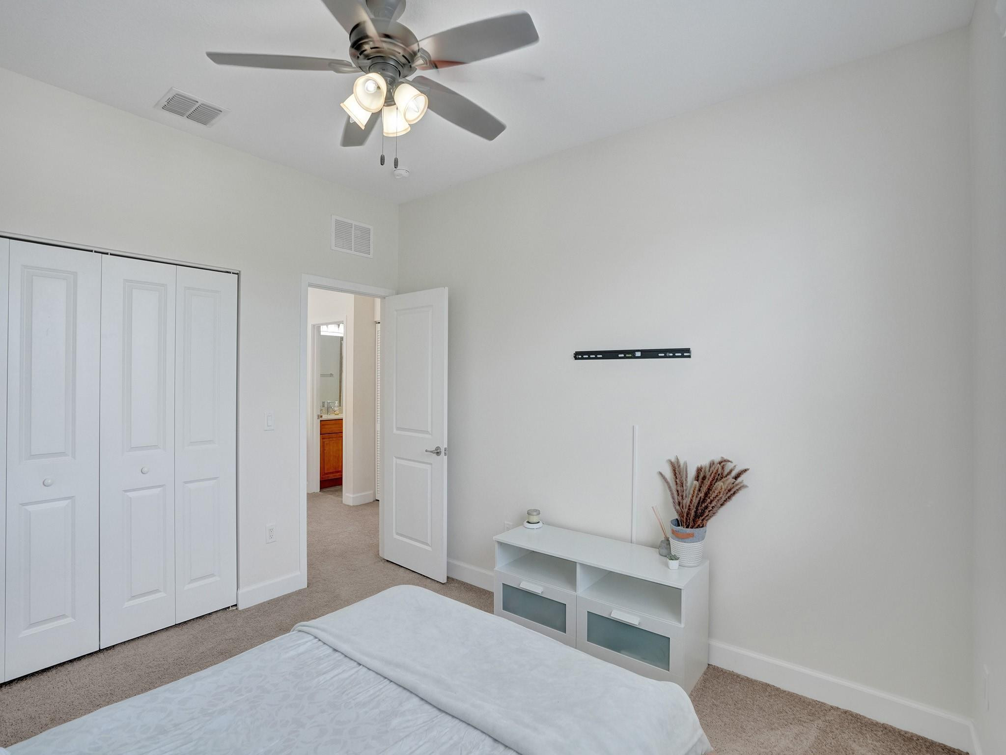 5804 NW 46th, Tamarac FL 33319