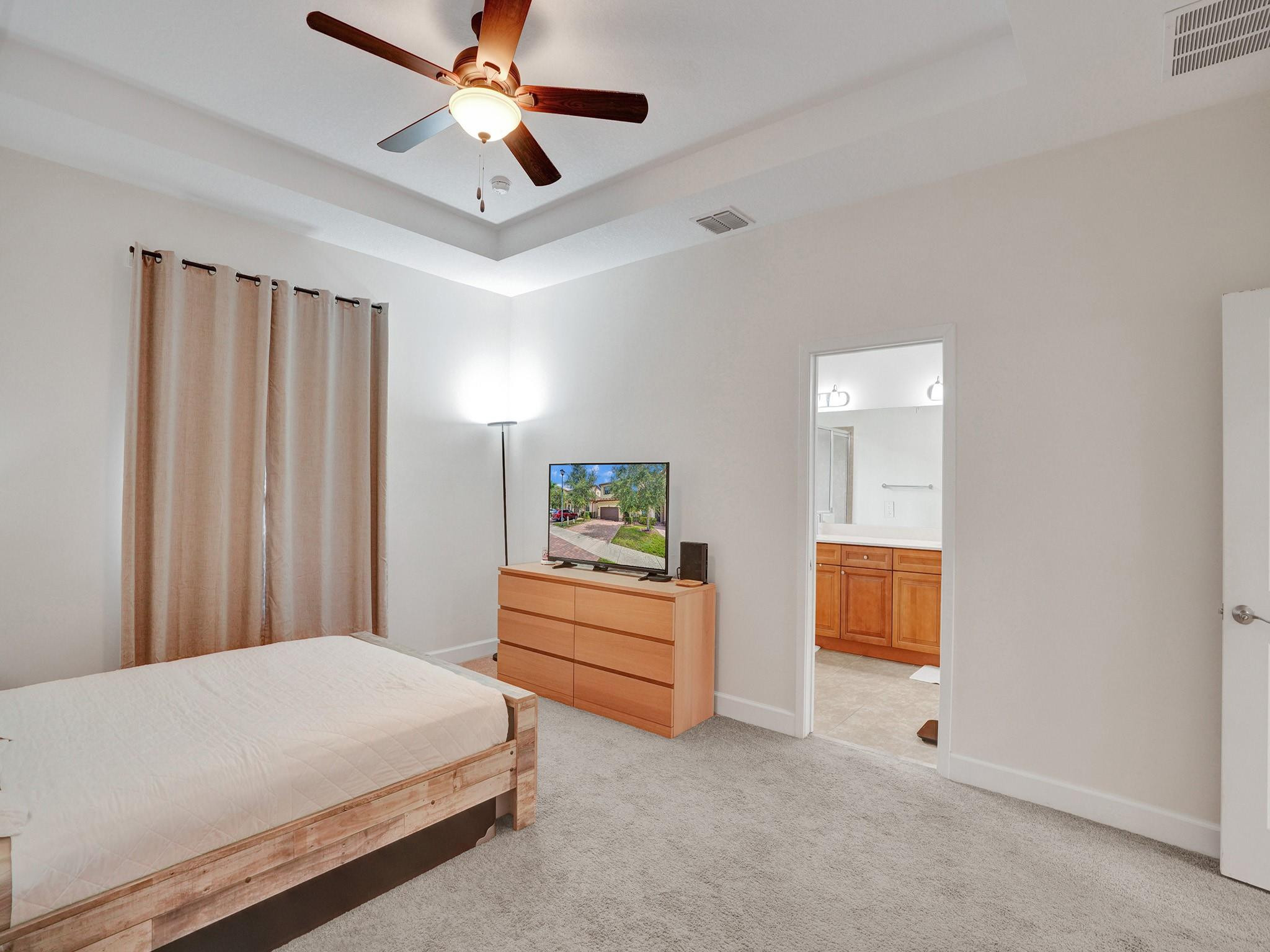 5804 NW 46th, Tamarac FL 33319
