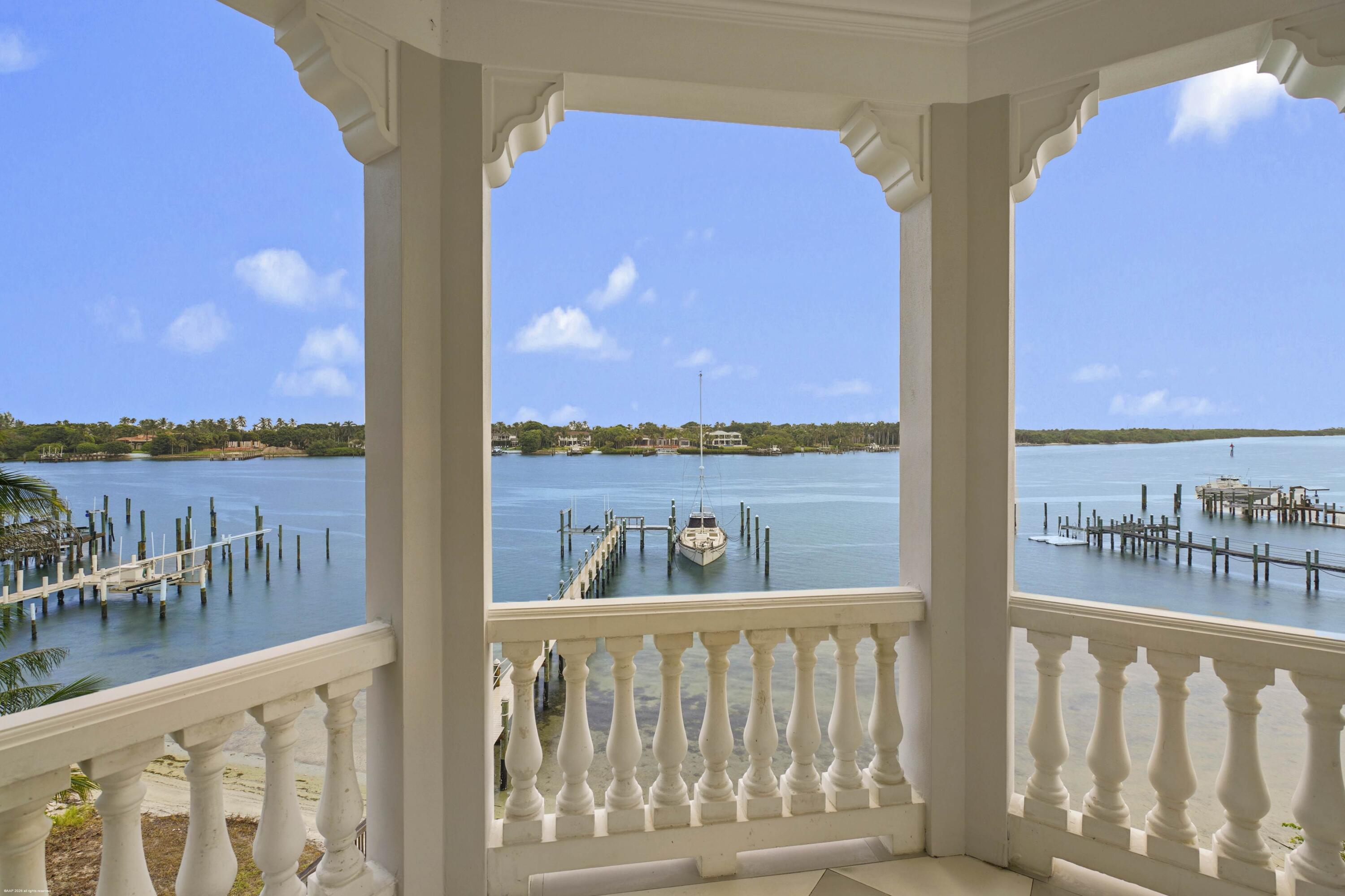 17667 SE Federal, Tequesta FL 33469