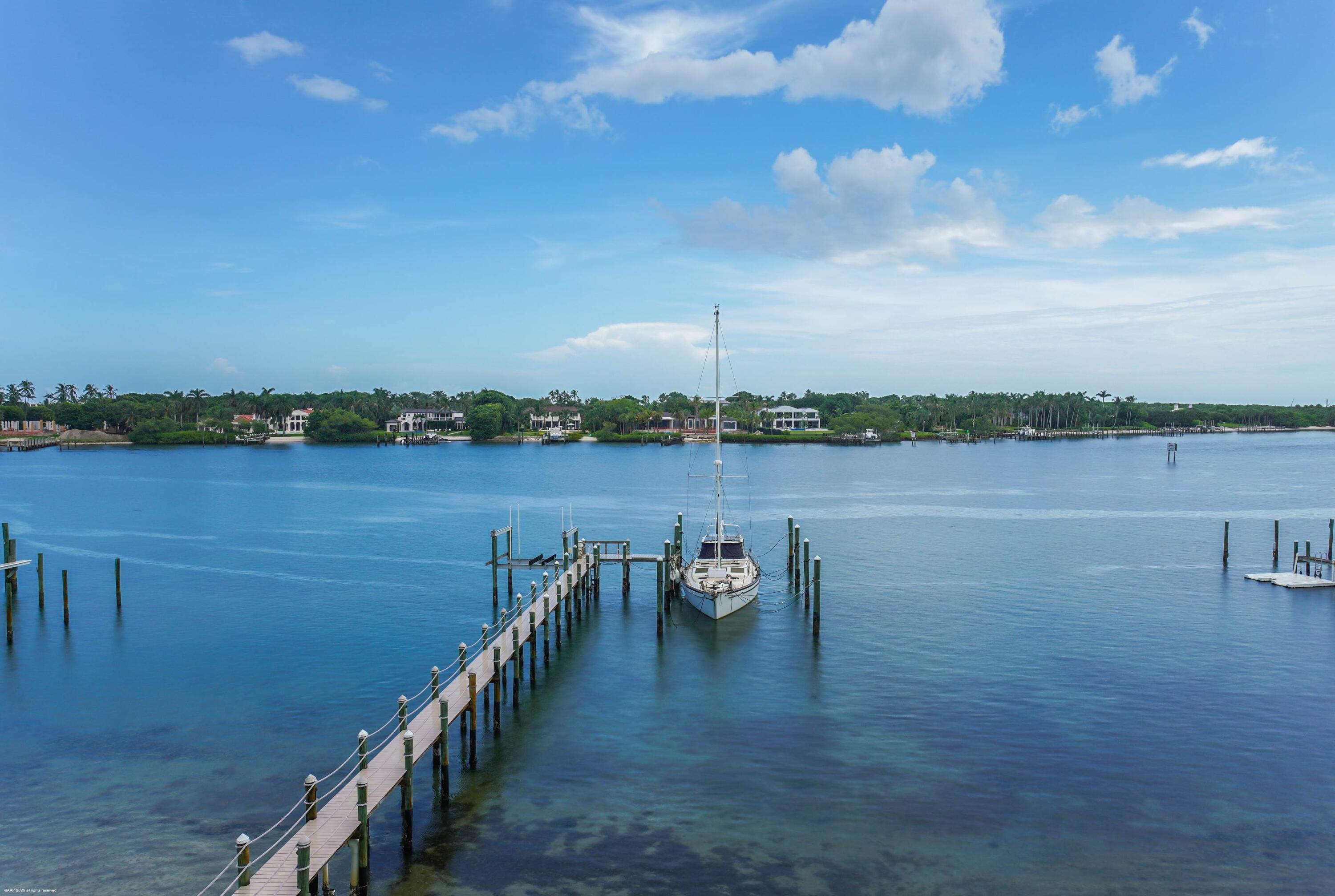 17667 SE Federal, Tequesta FL 33469