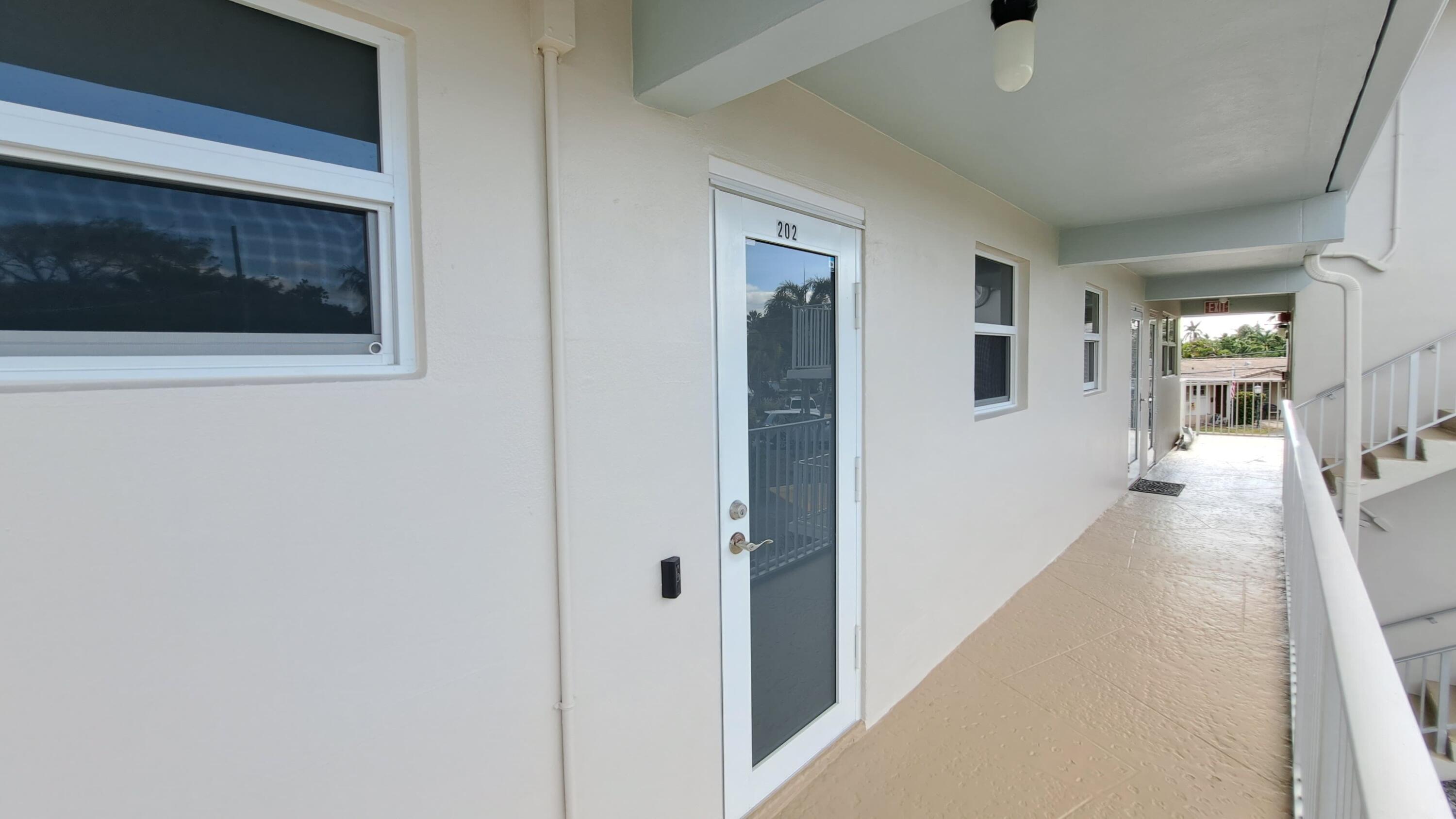 1445 SE 15TH #202, Deerfield Beach FL 33441