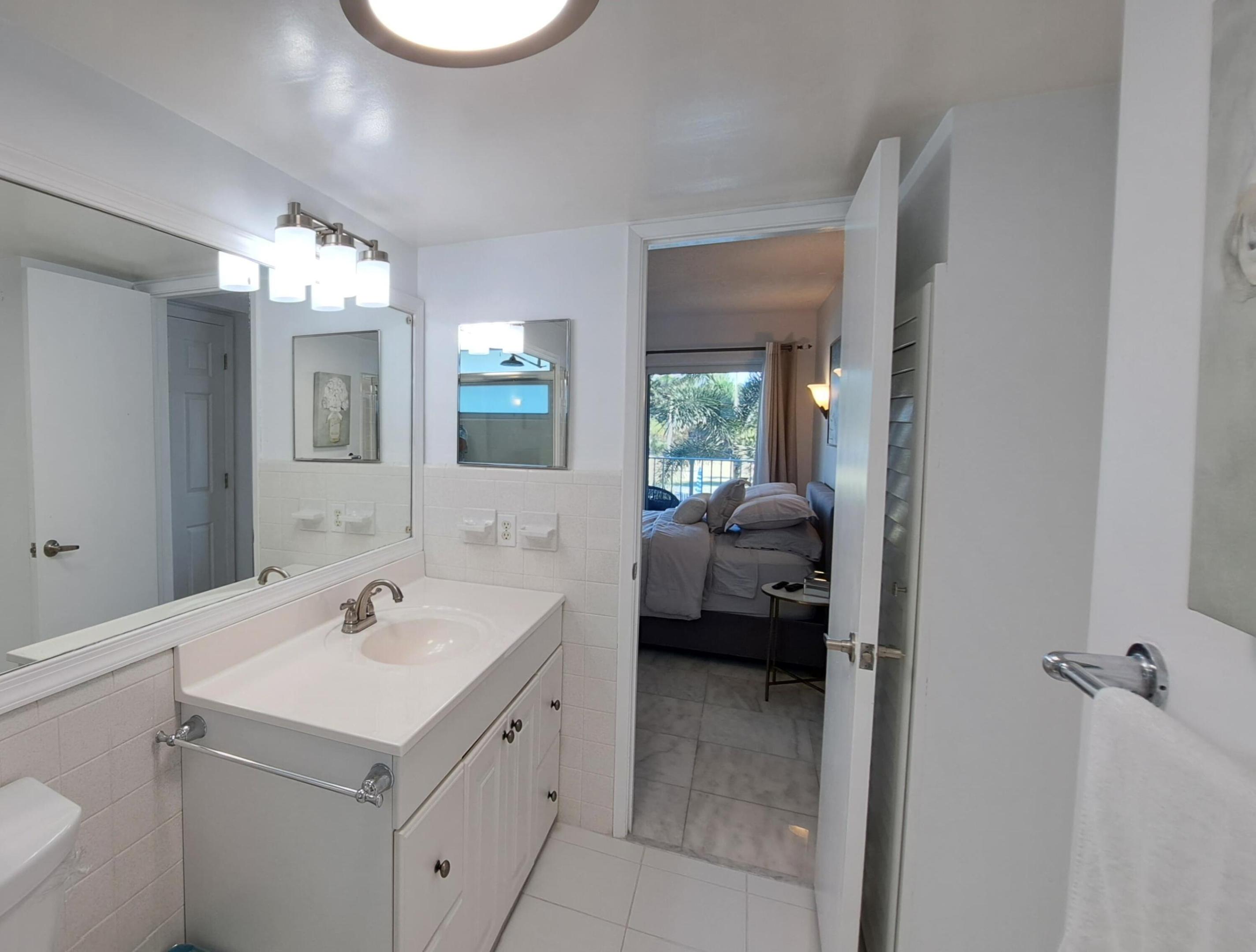 1445 SE 15TH #202, Deerfield Beach FL 33441