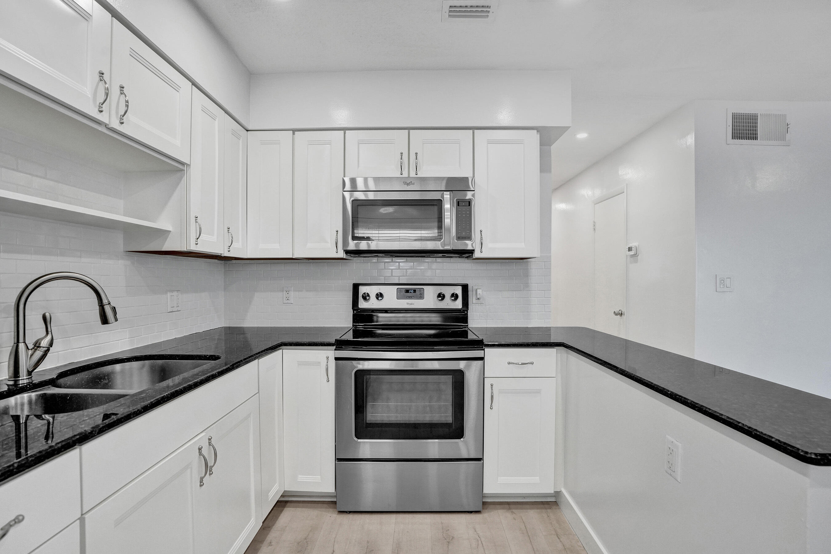 2862 NE 32ND ##13, Fort Lauderdale FL 33306