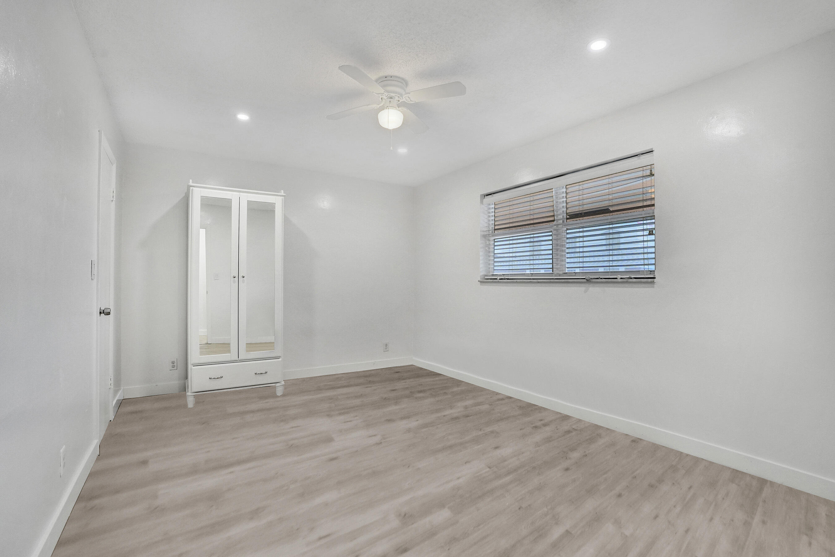 2862 NE 32ND ##13, Fort Lauderdale FL 33306