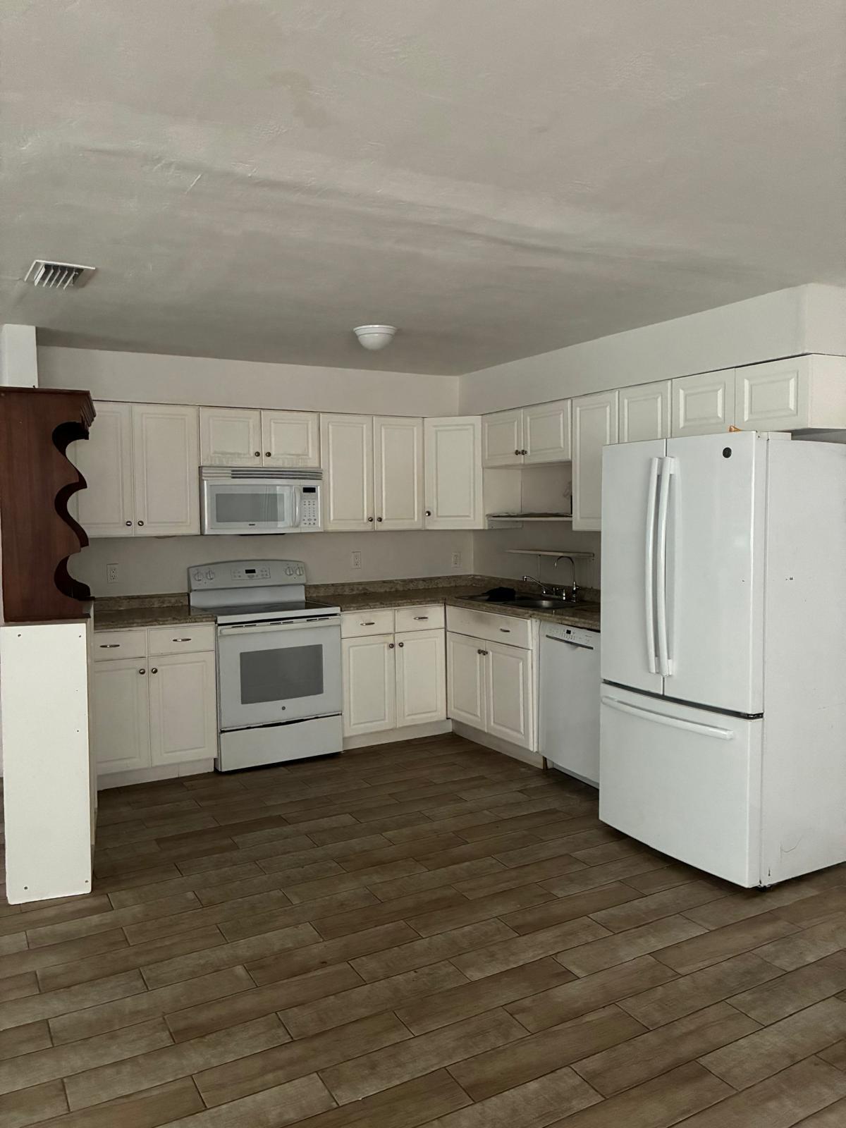 1496 W 32ND, West Palm Beach FL 33404