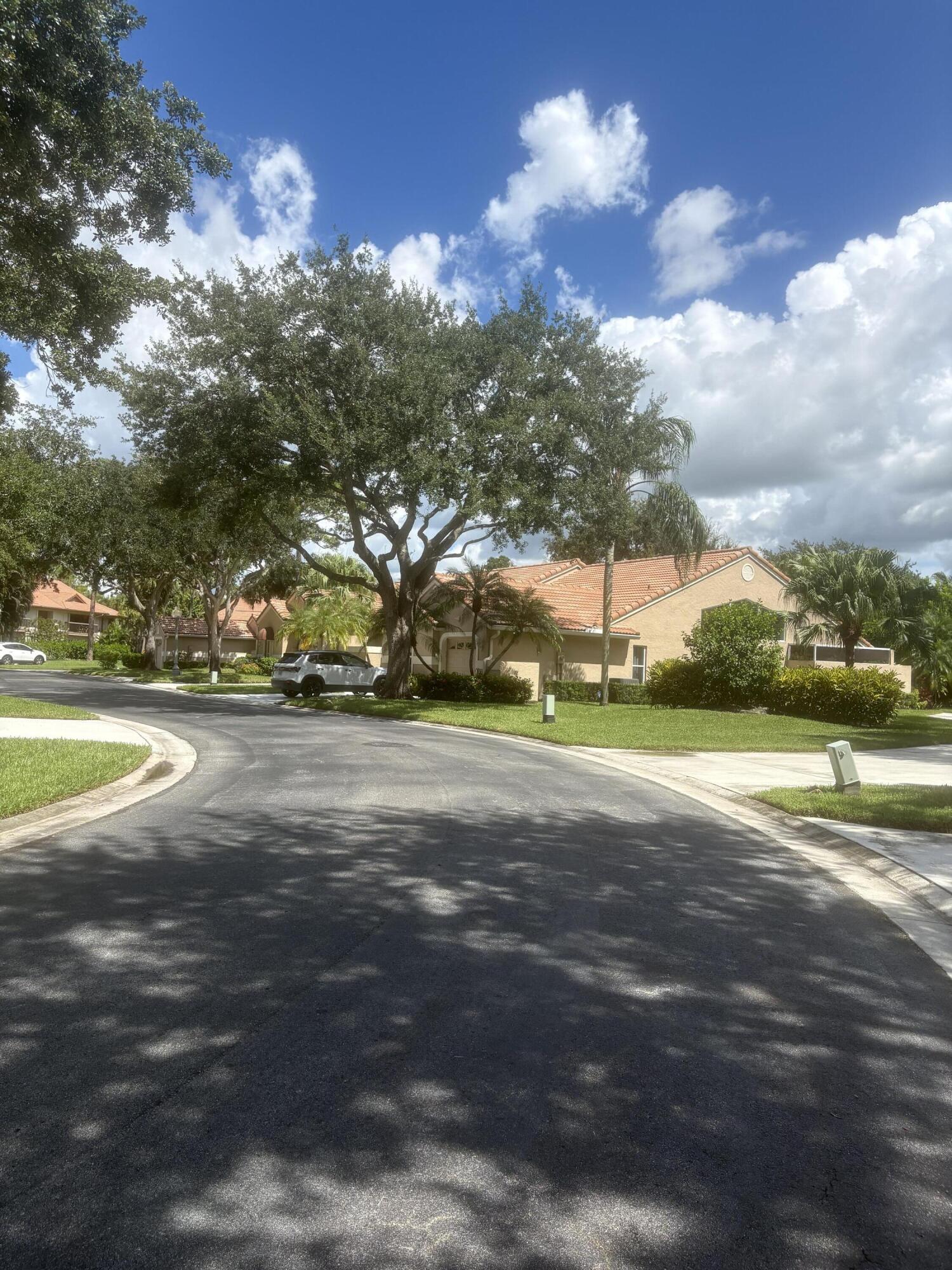 1604 Rosewood, Palm Beach Gardens FL 33418