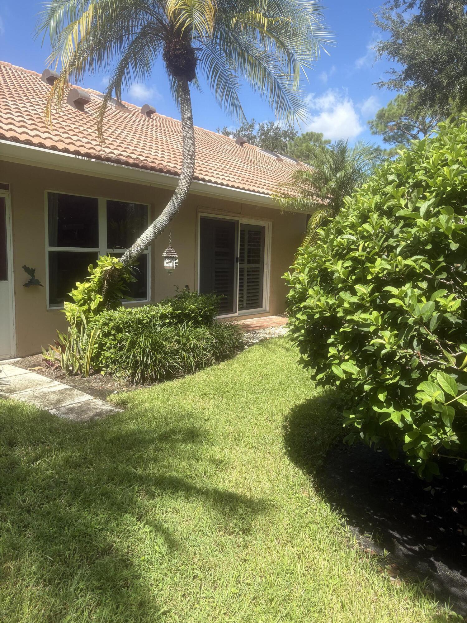 1604 Rosewood, Palm Beach Gardens FL 33418