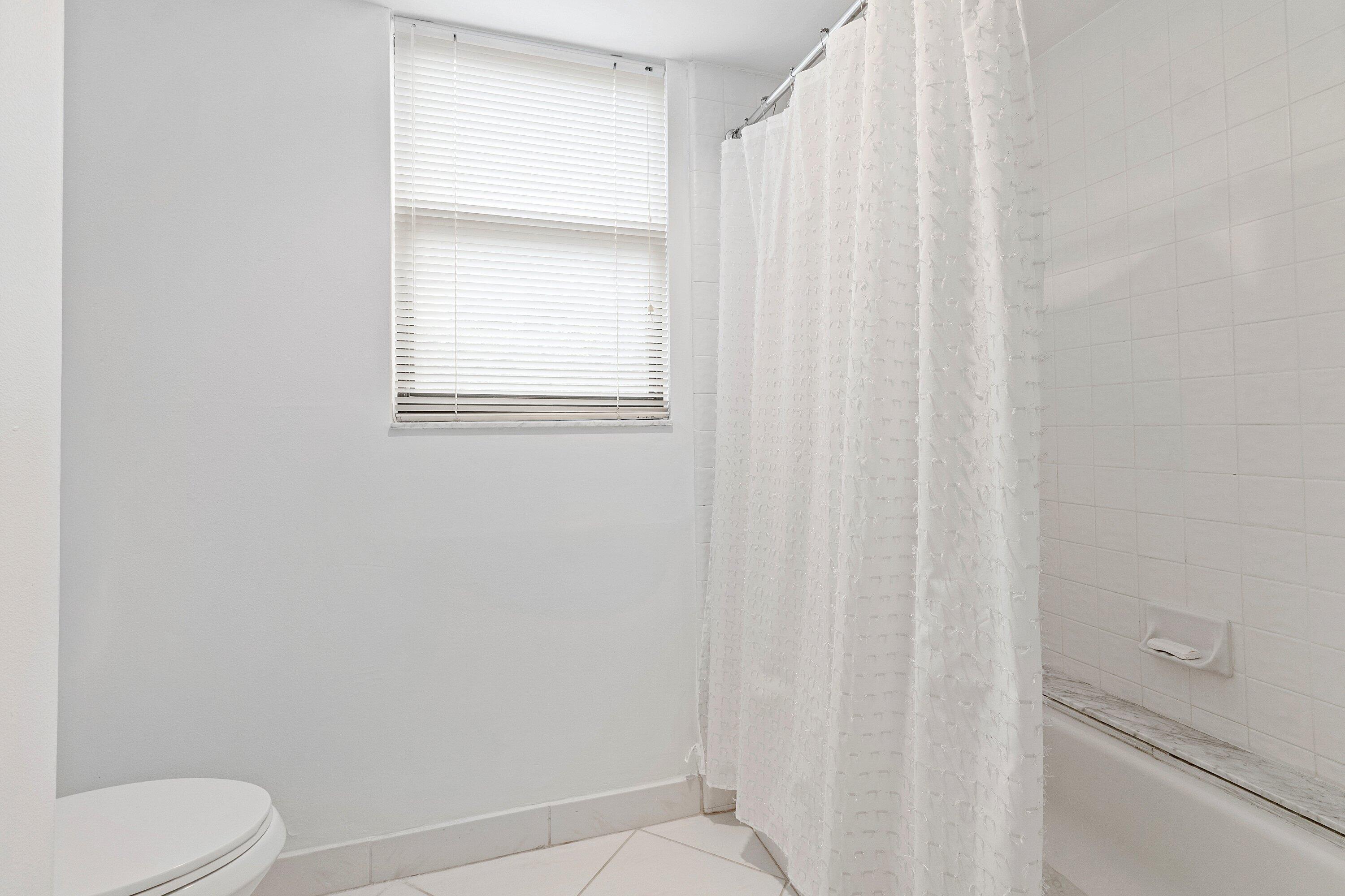 20045 Boca W, Boca Raton FL 33434