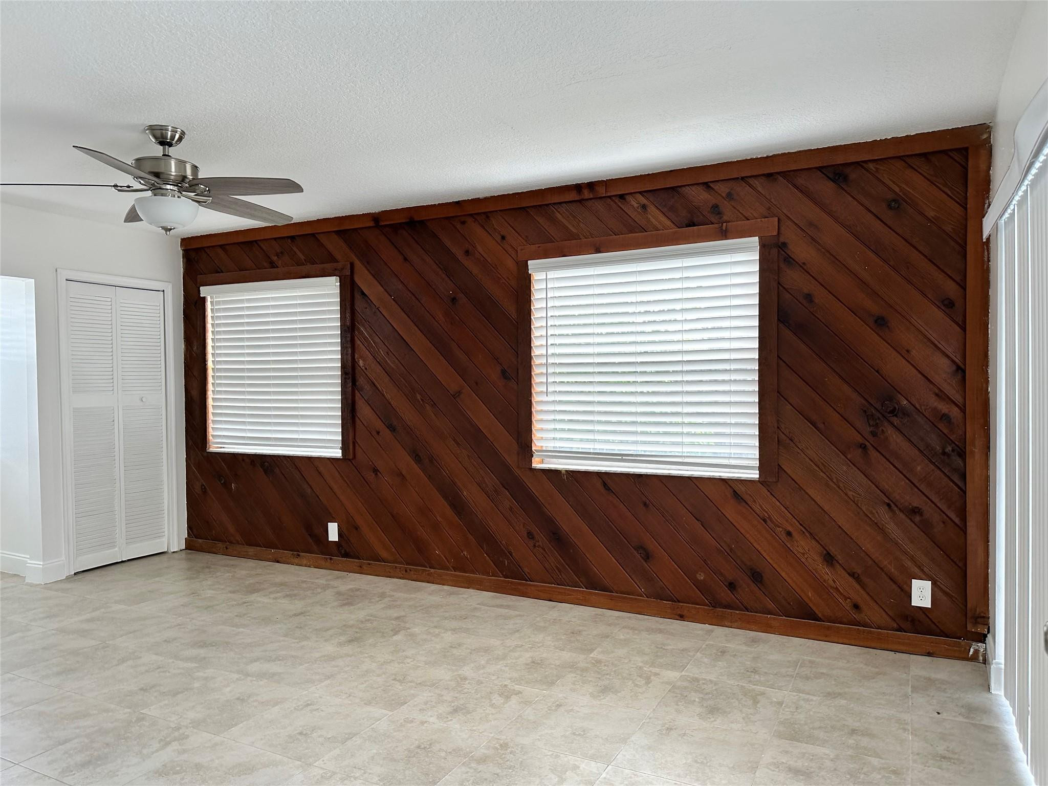 1905 SW 86TH, North Lauderdale FL 33068