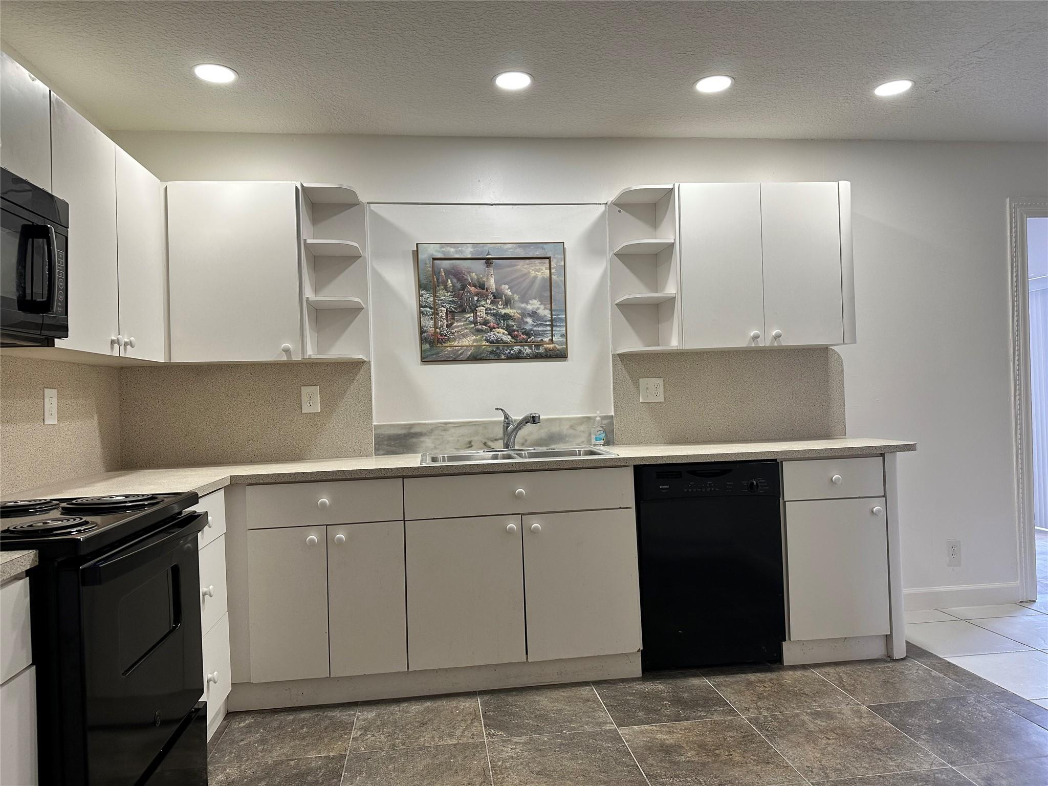 1905 SW 86TH, North Lauderdale FL 33068