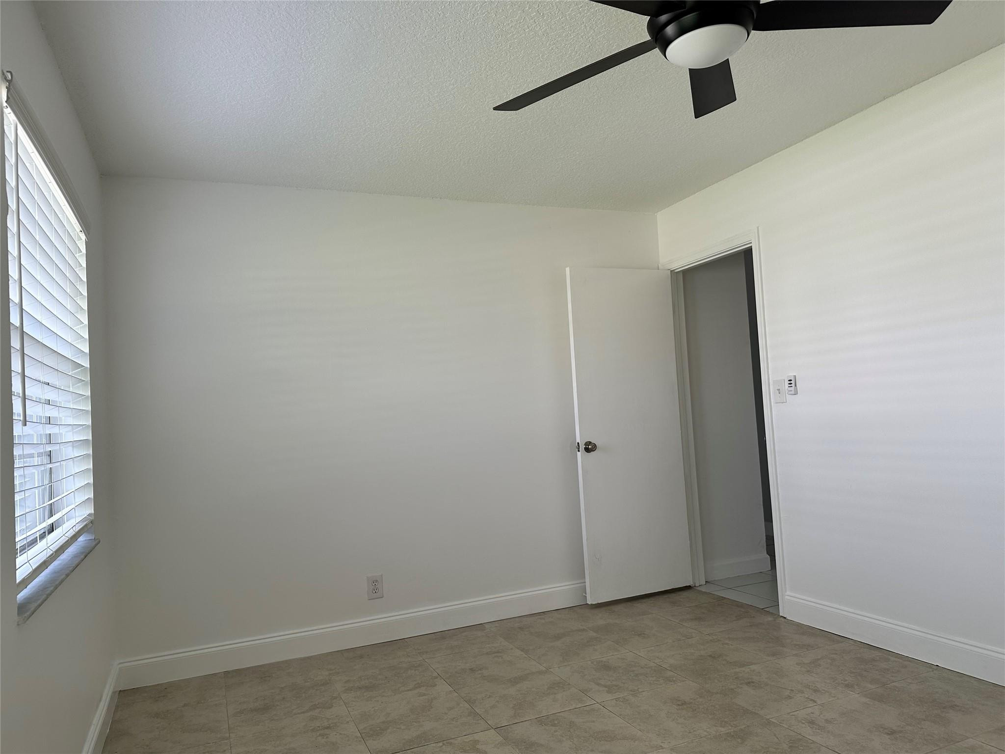 1905 SW 86TH, North Lauderdale FL 33068
