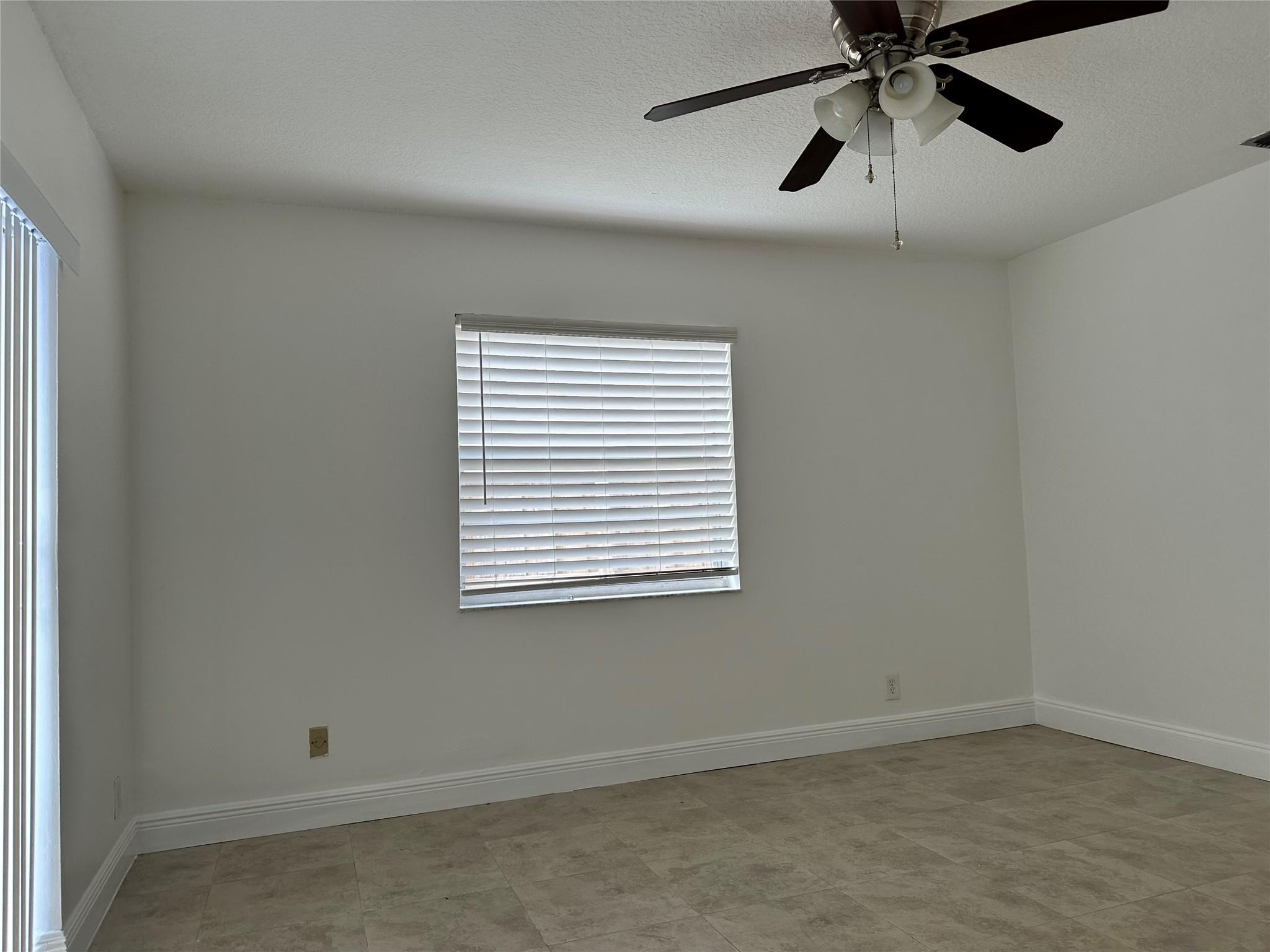 1905 SW 86TH, North Lauderdale FL 33068