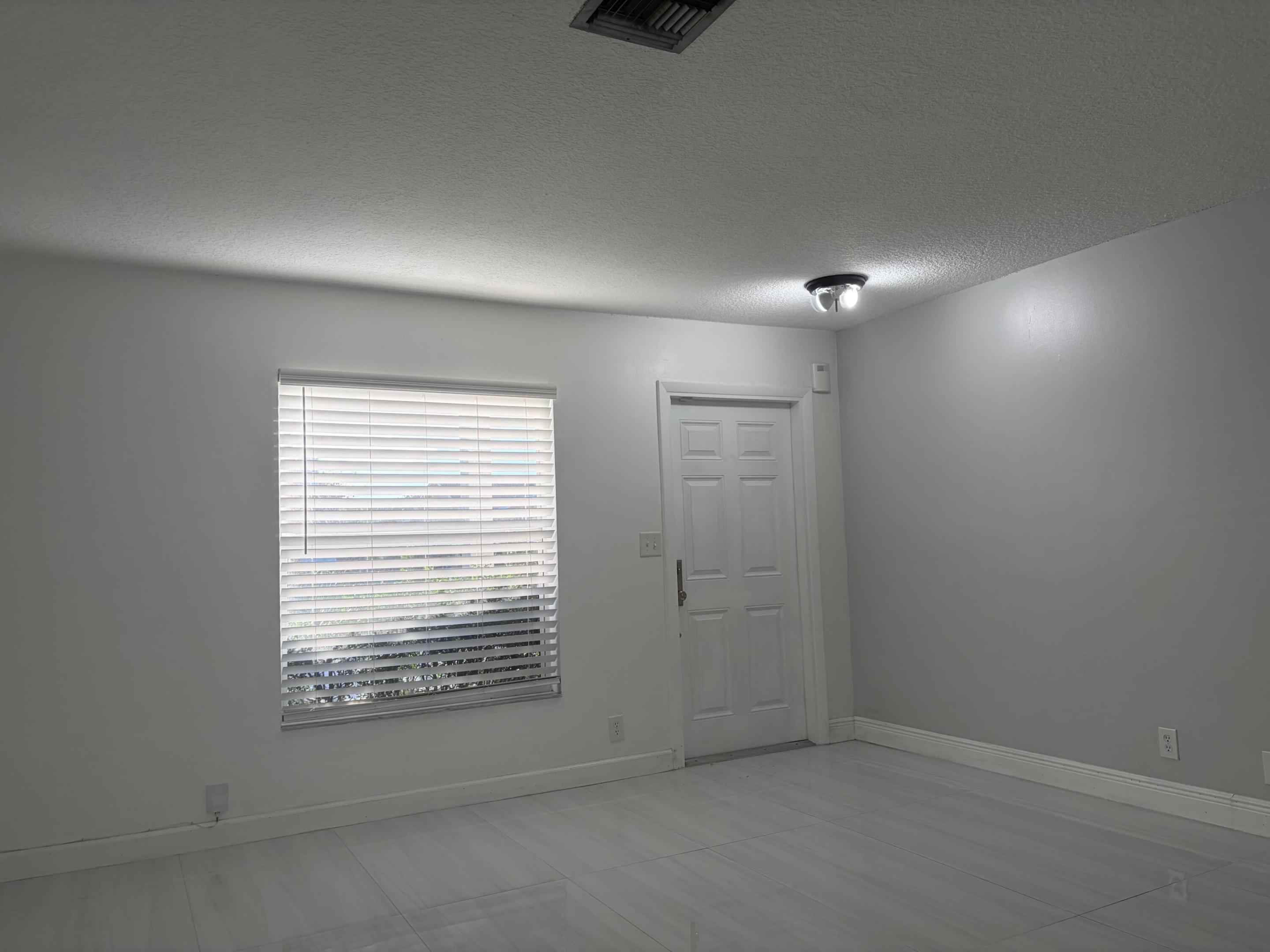 1905 SW 86TH, North Lauderdale FL 33068