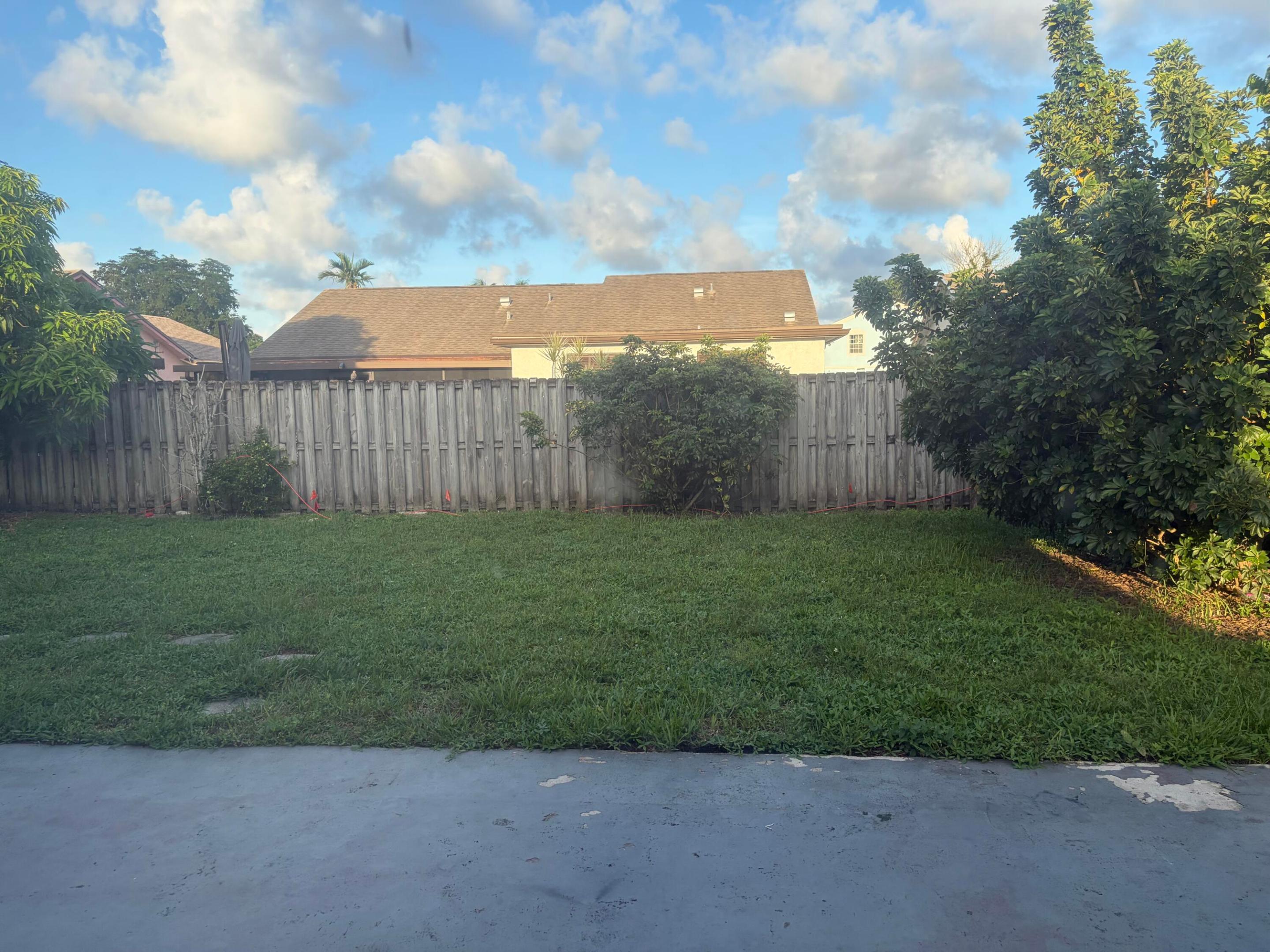 1905 SW 86TH, North Lauderdale FL 33068