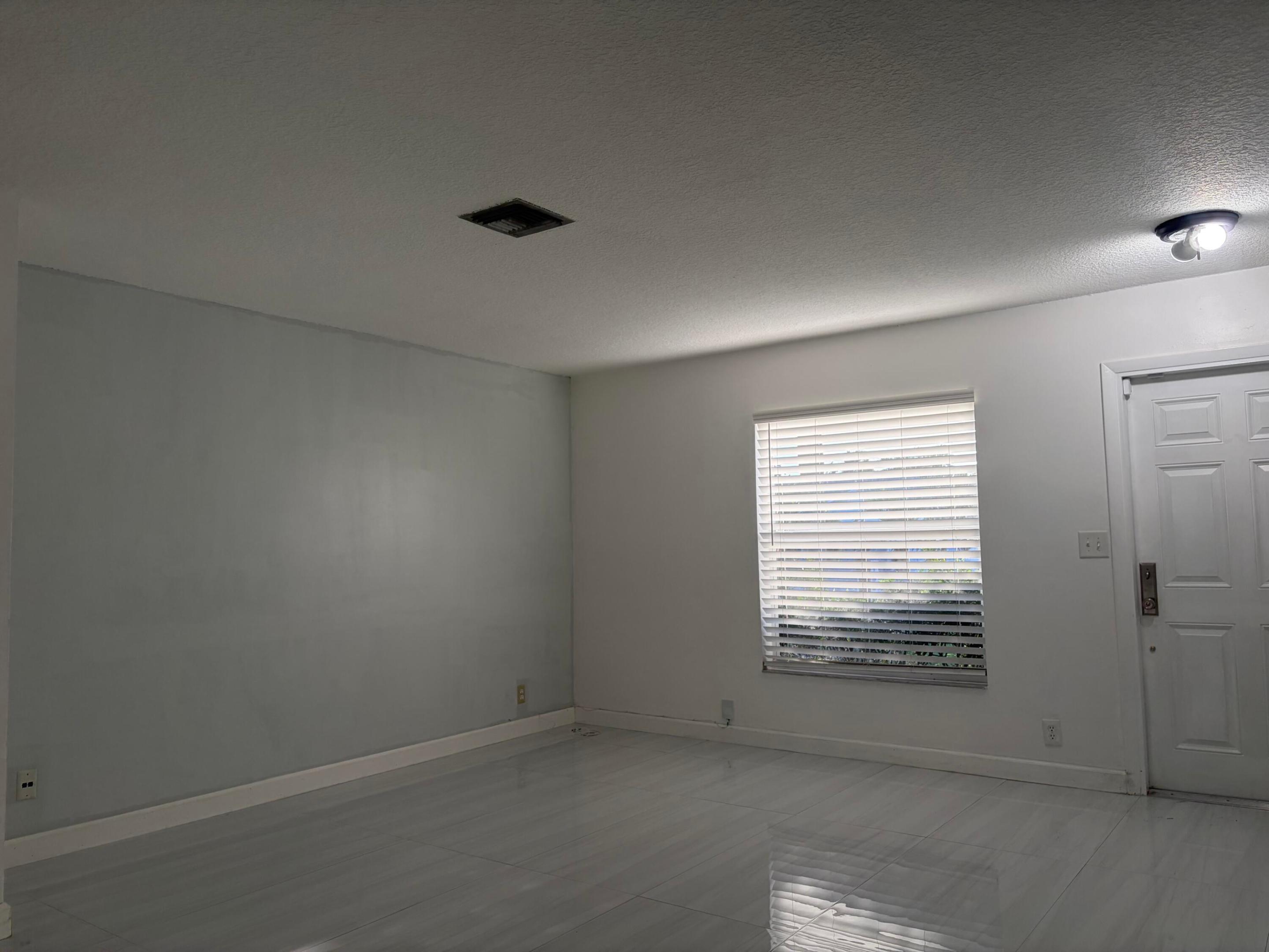 1905 SW 86TH, North Lauderdale FL 33068