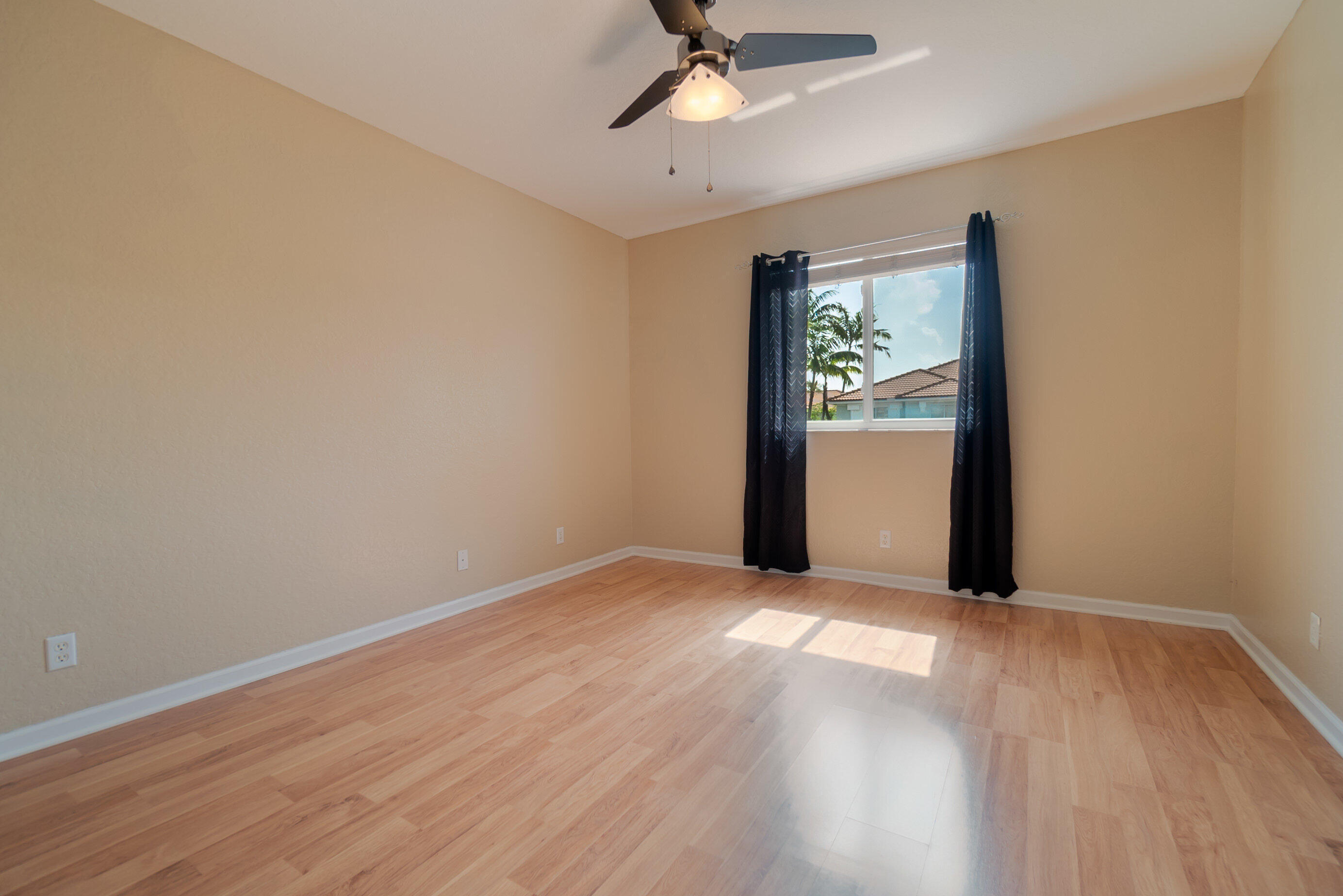 2146 OAKMONT, Riviera Beach FL 33404
