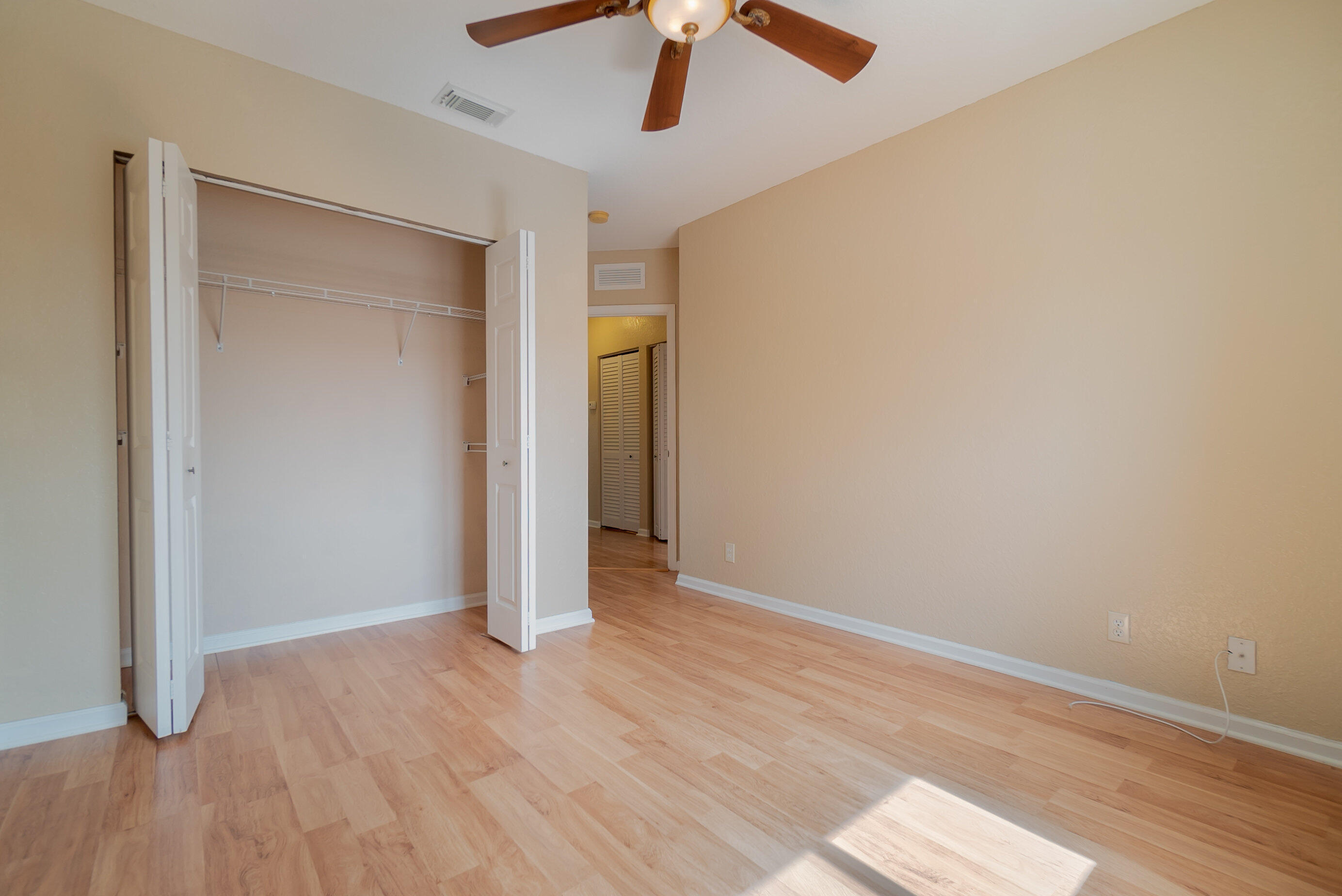 2146 OAKMONT, Riviera Beach FL 33404