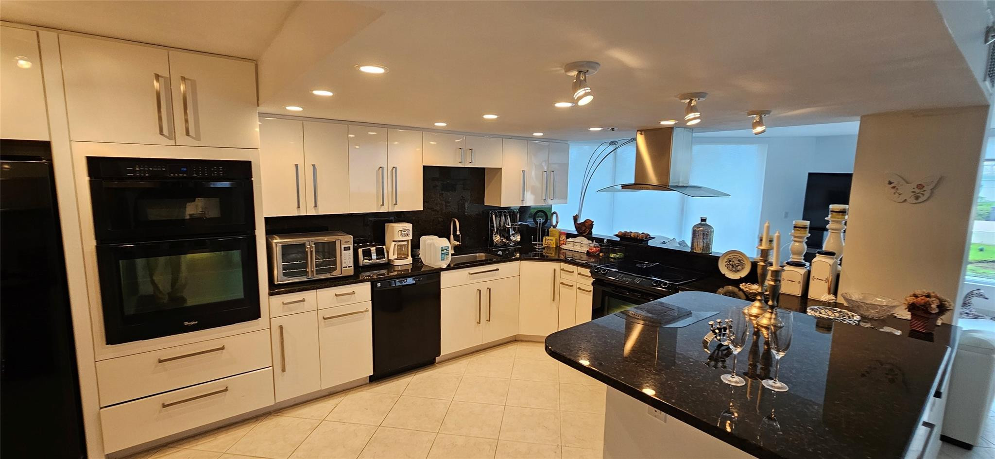 2575 S Ocean #107S, Highland Beach FL 33487