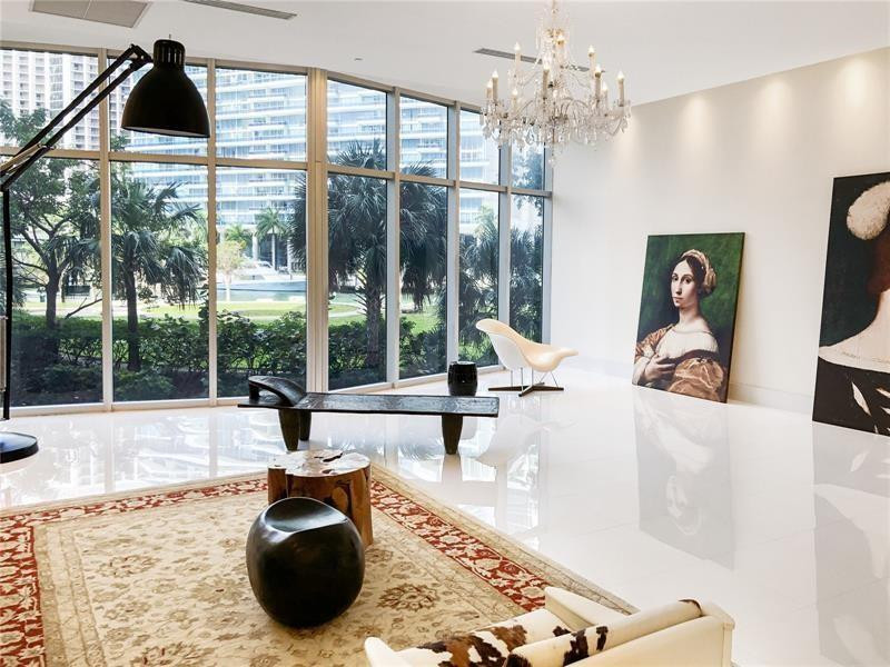465 BRICKELL #1806, Miami FL 33131