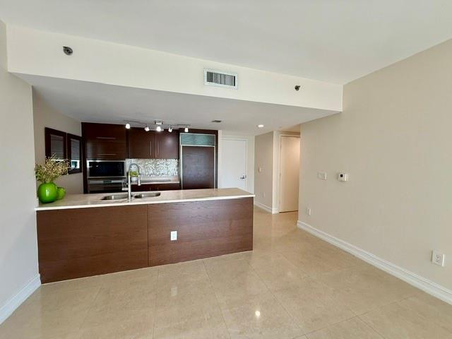 465 BRICKELL #1806, Miami FL 33131