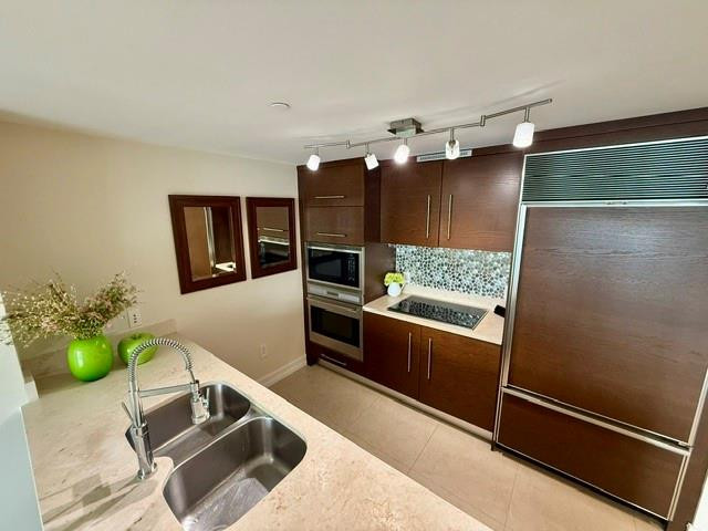 465 BRICKELL #1806, Miami FL 33131