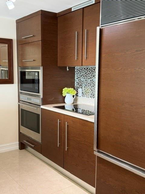 465 BRICKELL #1806, Miami FL 33131