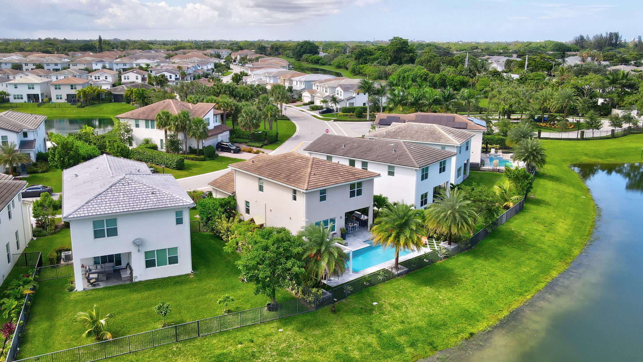 990 Veleiros, Deerfield Beach FL 33064