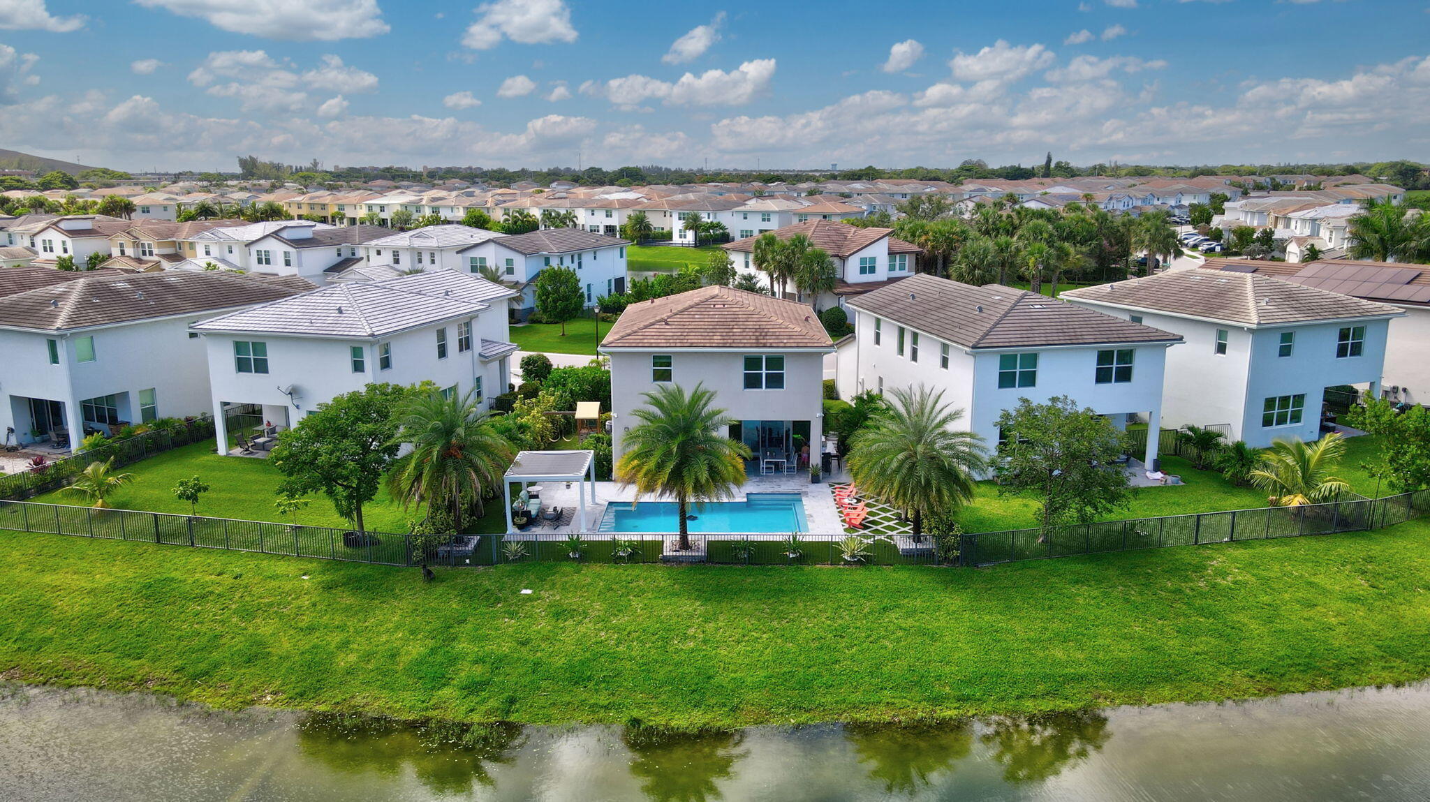 990 Veleiros, Deerfield Beach FL 33064