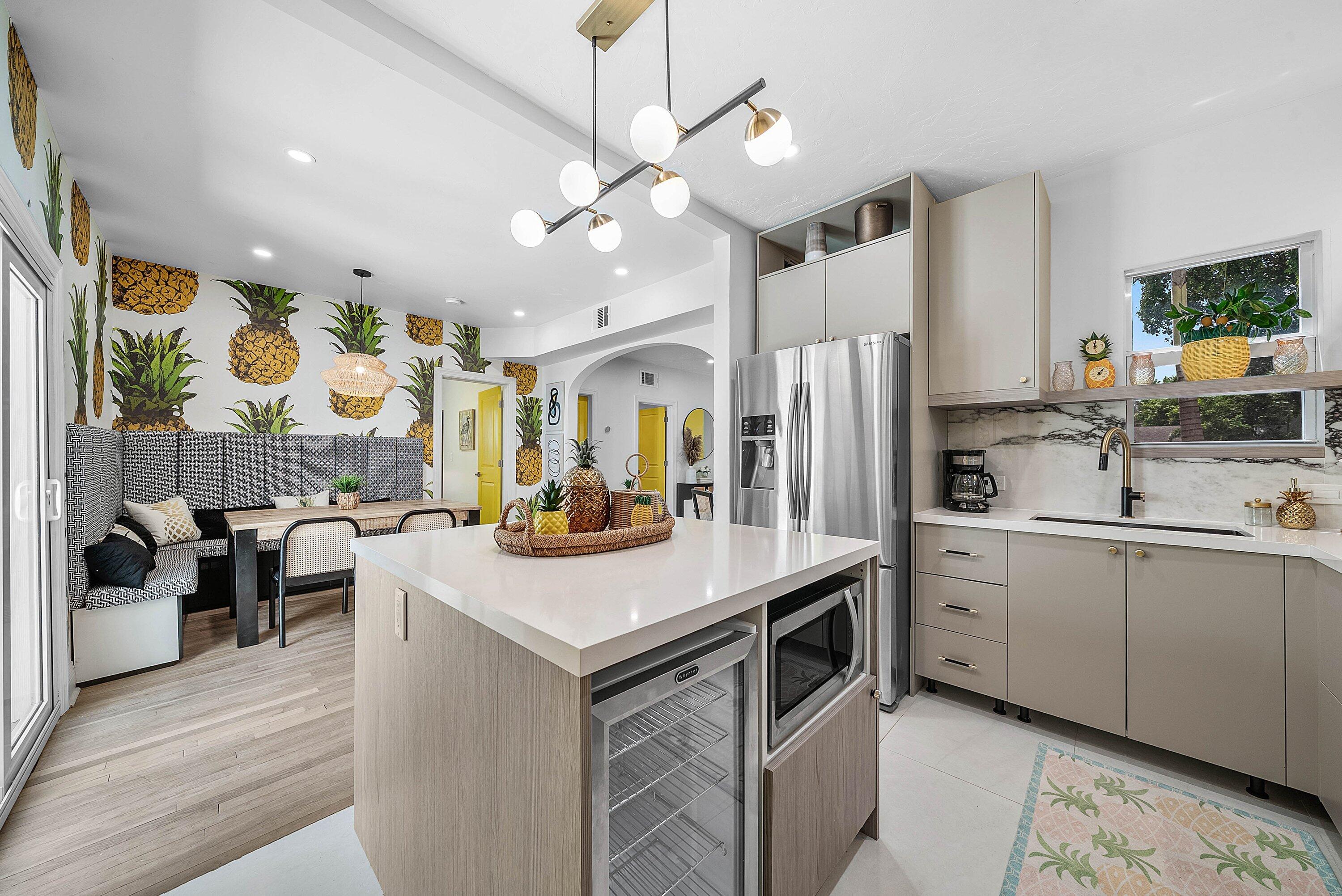 525 WESTWOOD, West Palm Beach FL 33401